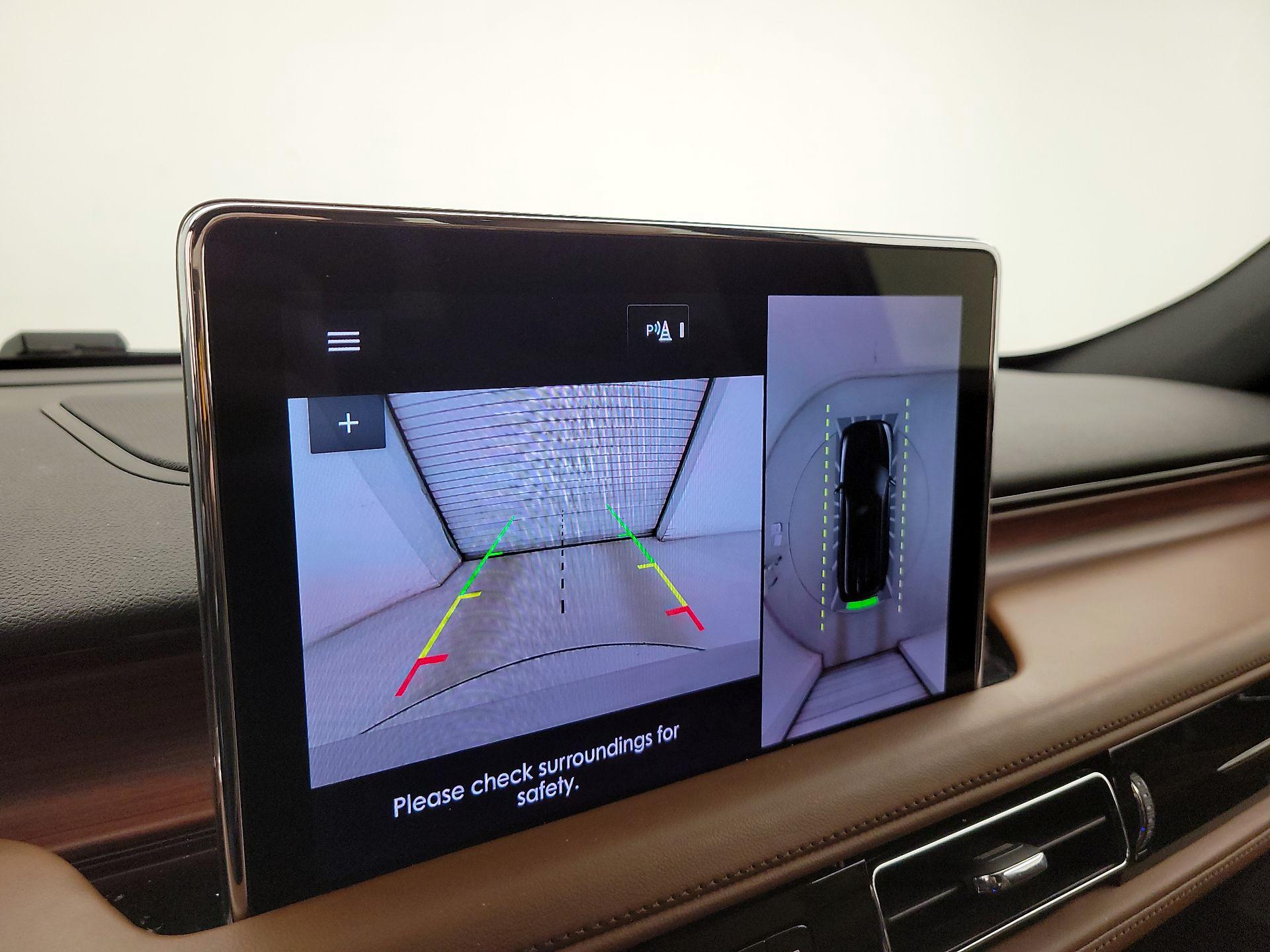 Thumbnail: 2021 Lincoln Aviator - 15