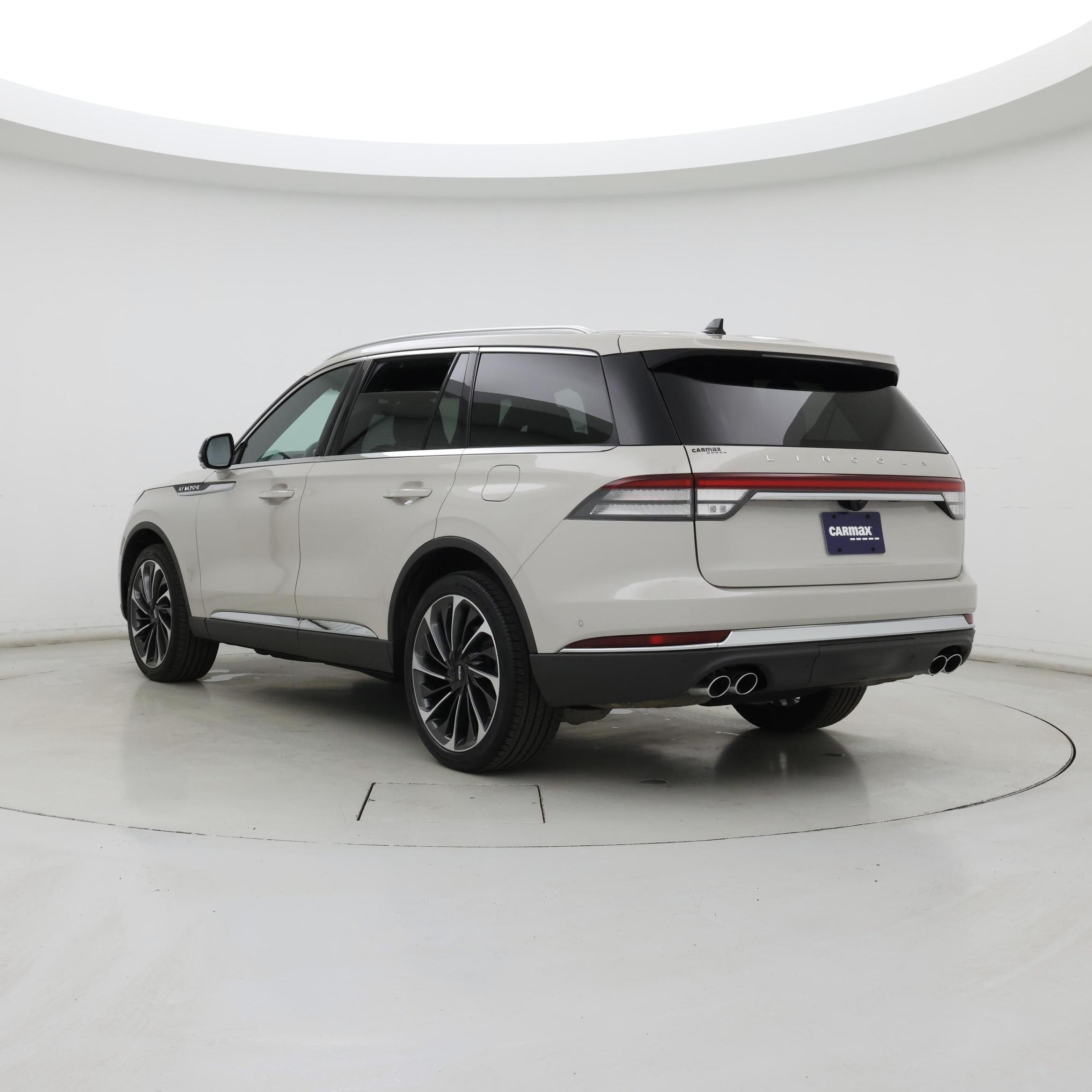 Thumbnail: 2021 Lincoln Aviator - 2