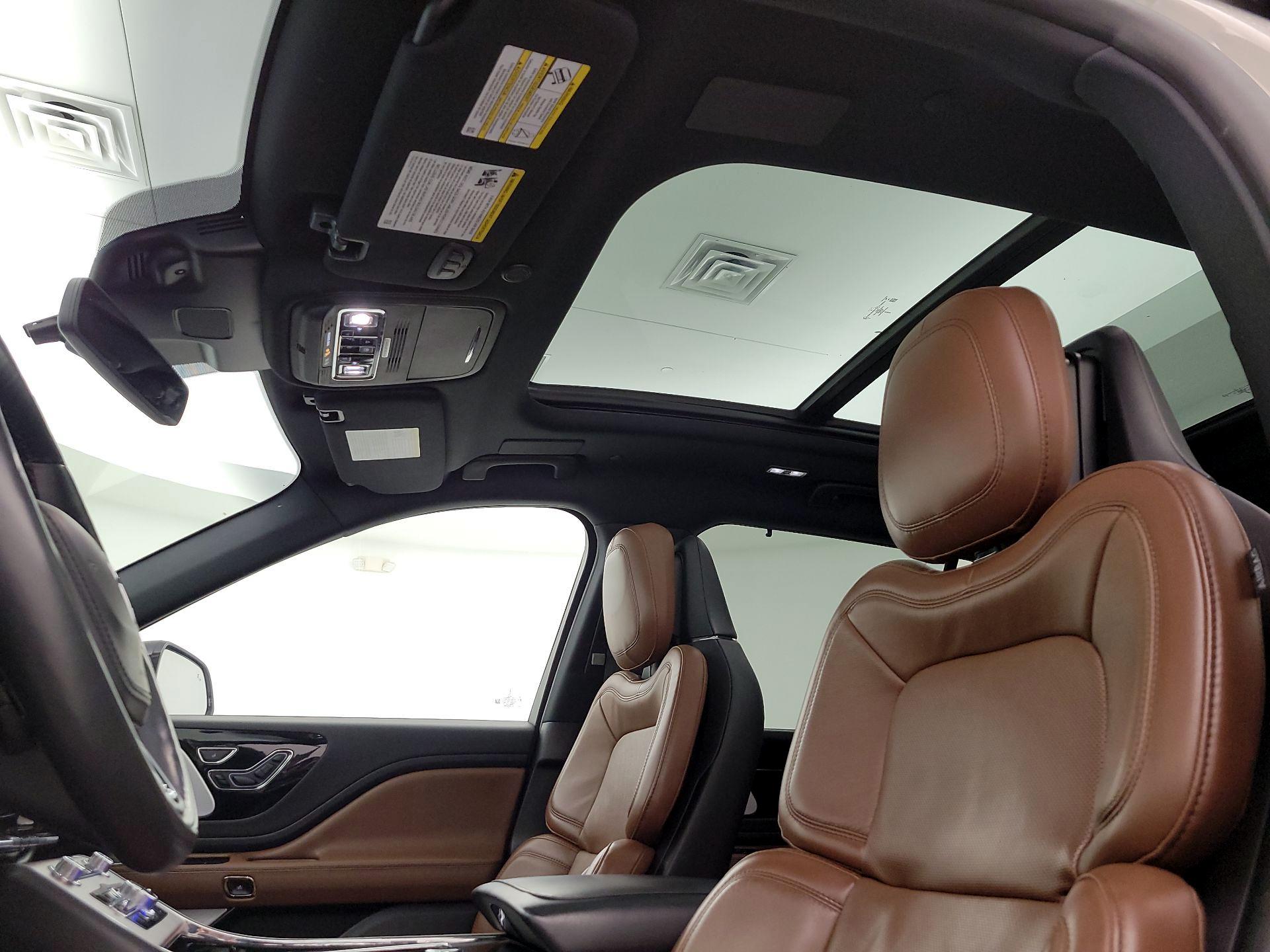 Thumbnail: 2021 Lincoln Aviator - 20