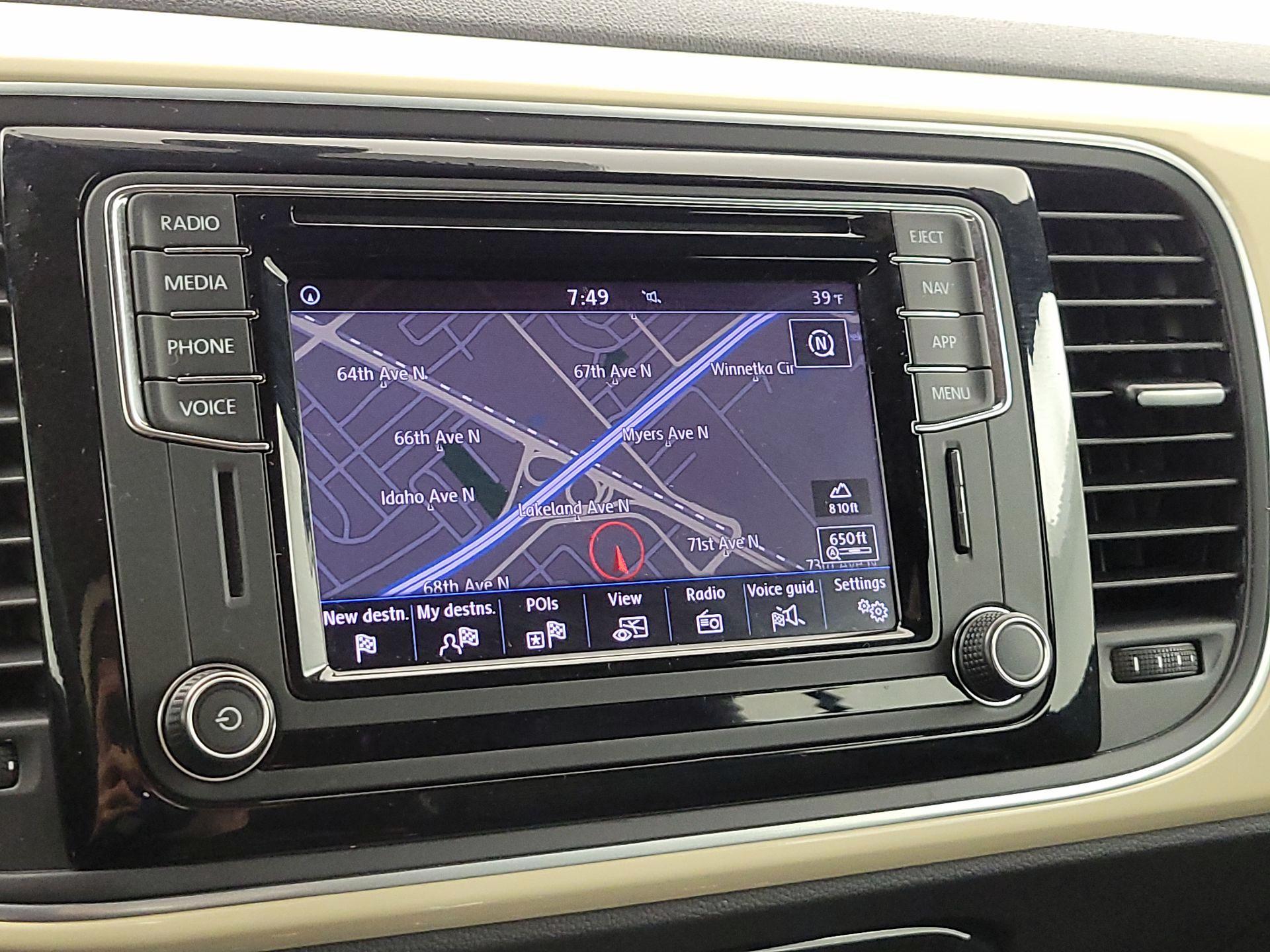 Thumbnail: 2019 Volkswagen Beetle - 14