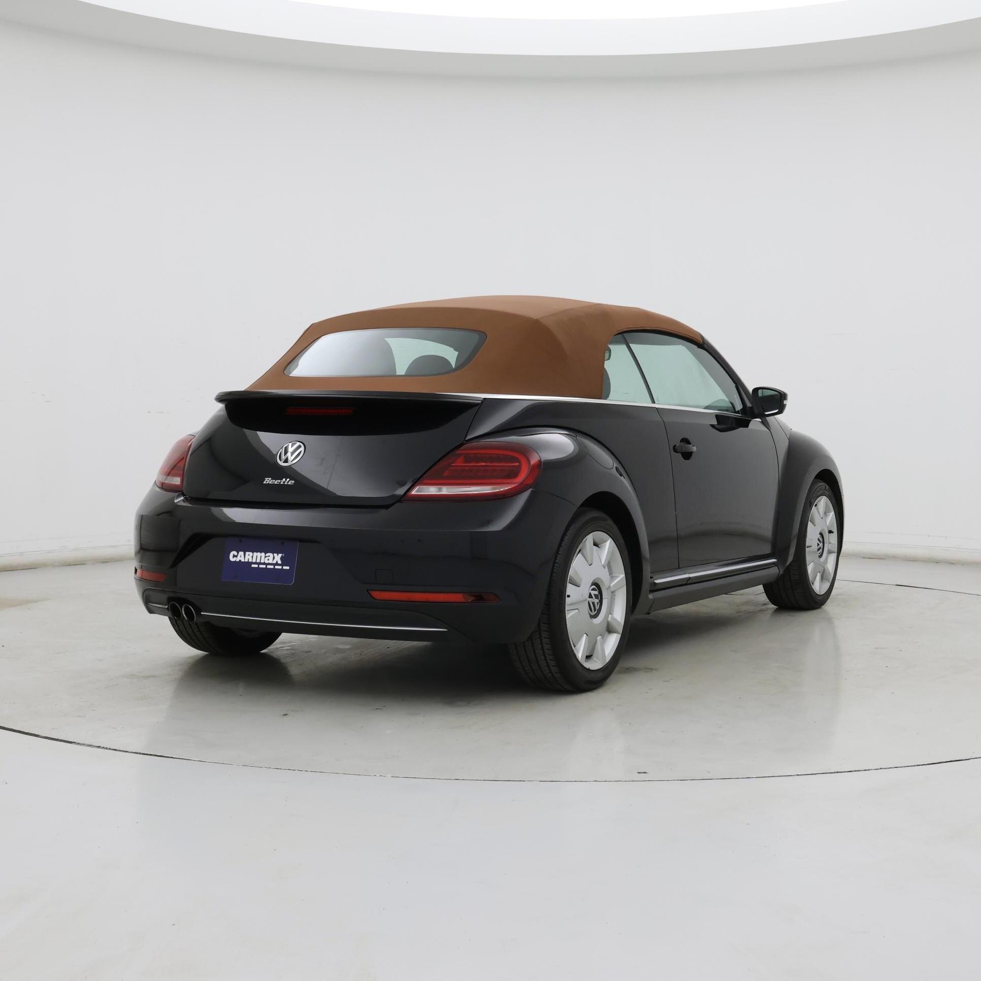 Thumbnail: 2019 Volkswagen Beetle - 8