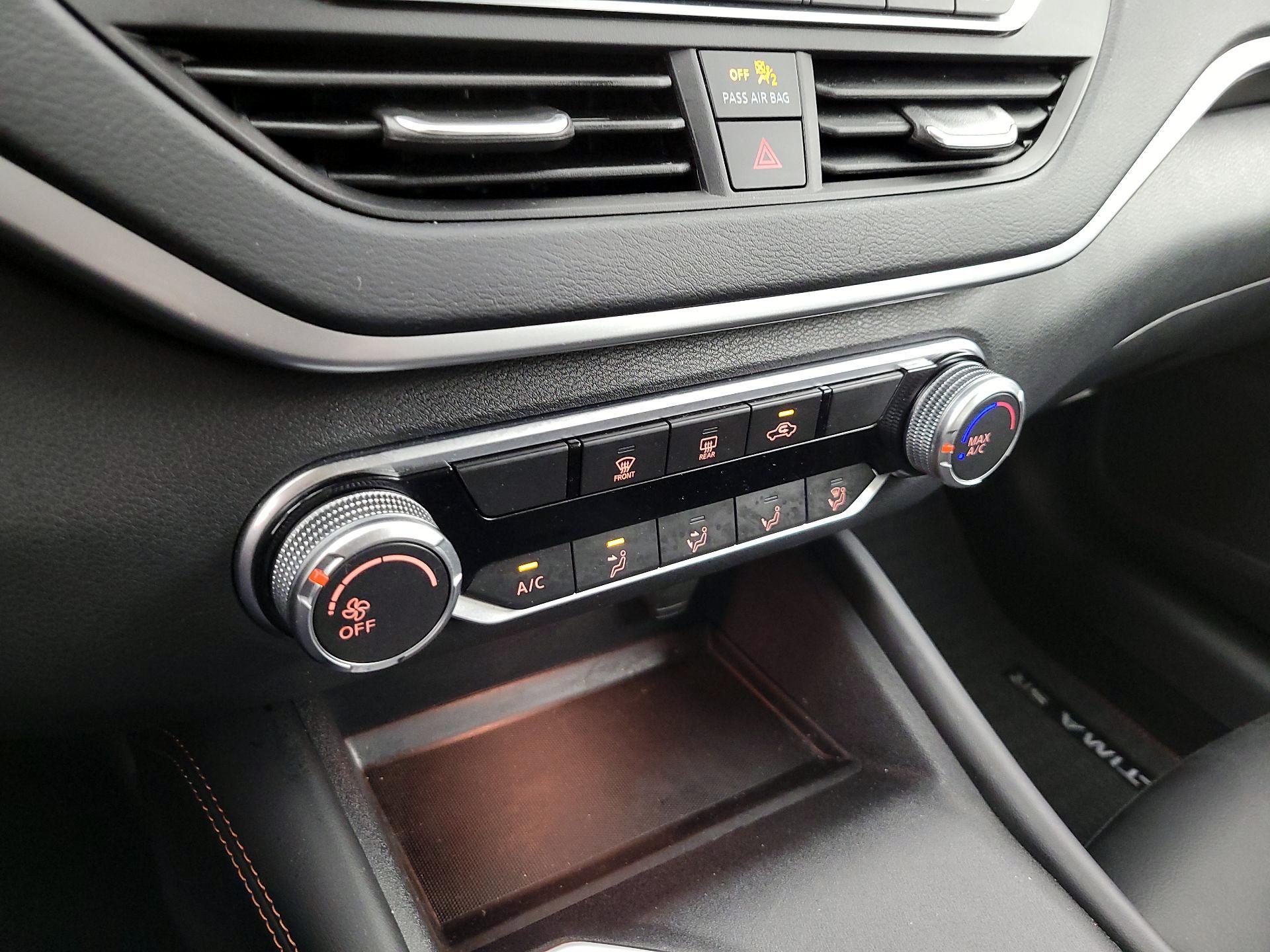 Thumbnail: 2022 Nissan Altima - 16