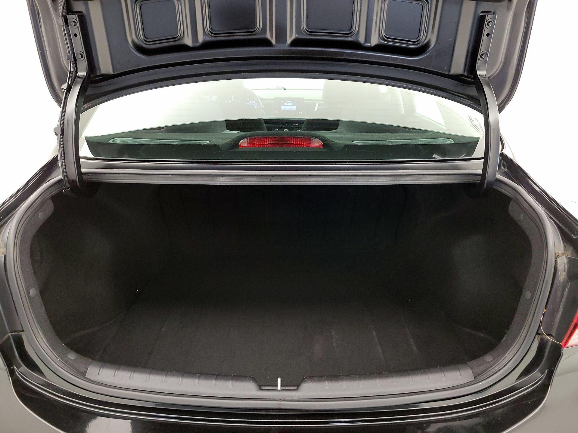 Thumbnail: 2018 Kia Rio - 20