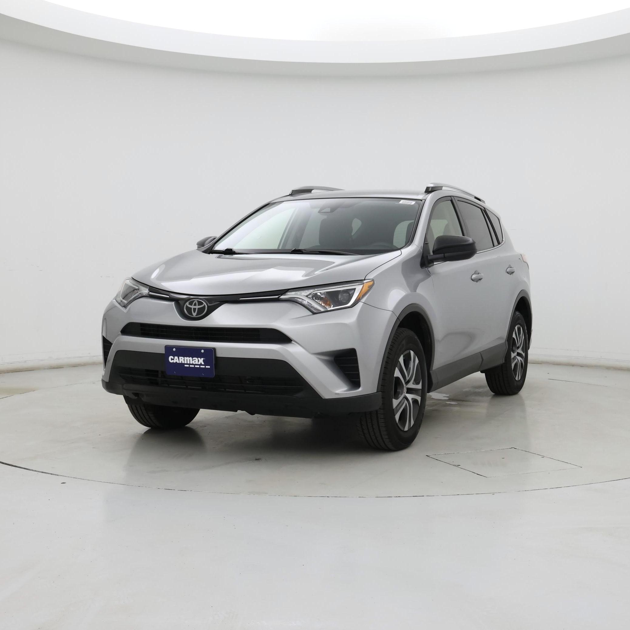 Thumbnail: 2018 Toyota RAV4 - 4