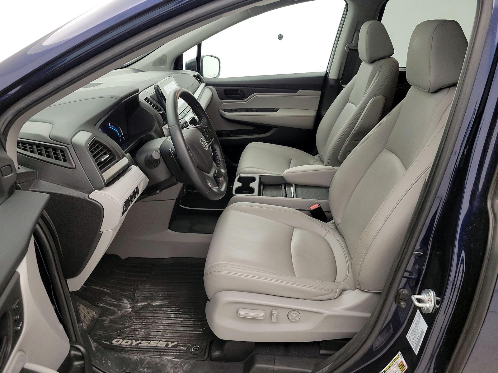 2021 Honda Odyssey EX-L - Photo 12