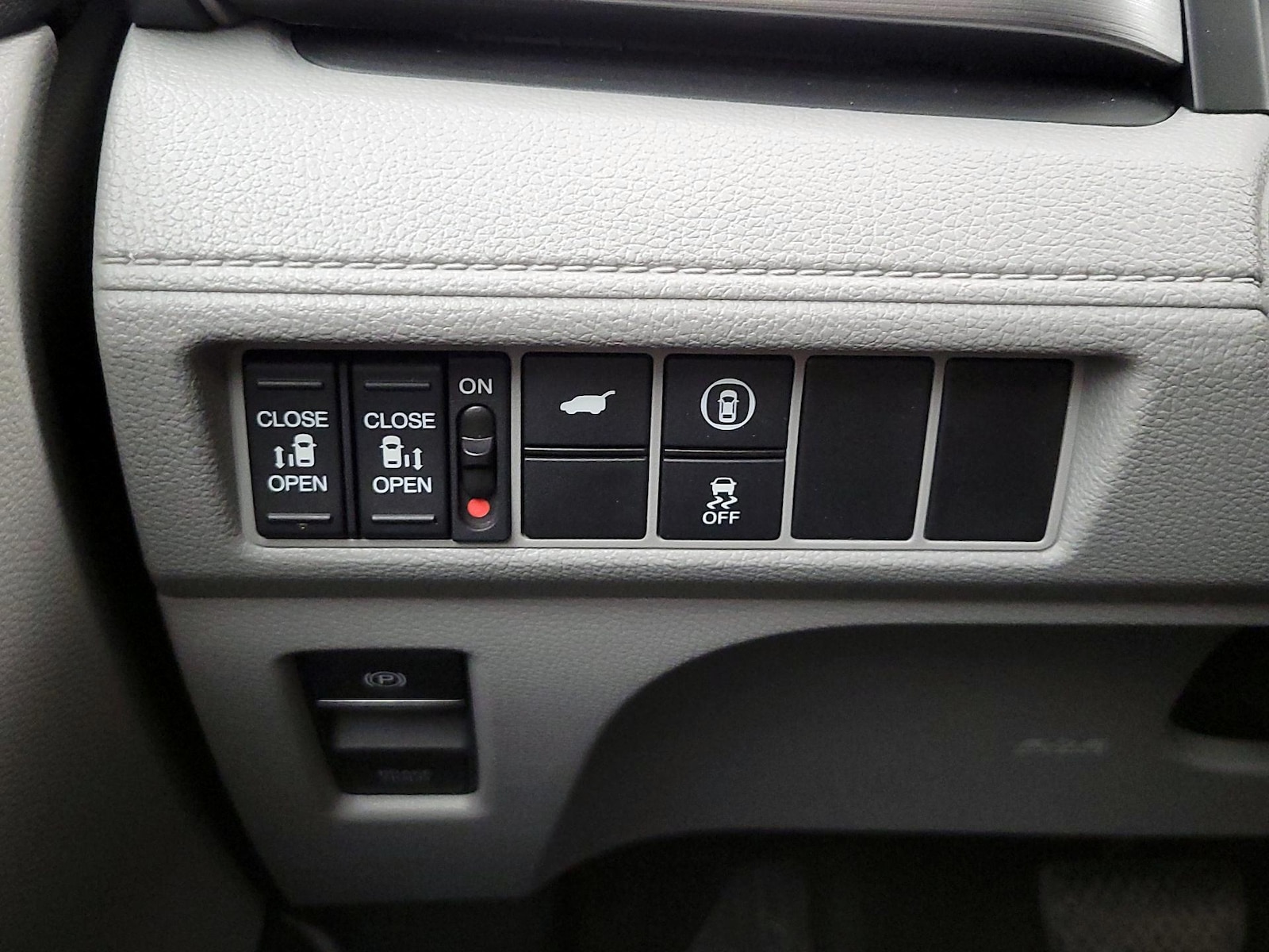 2021 Honda Odyssey EX-L - Photo 14