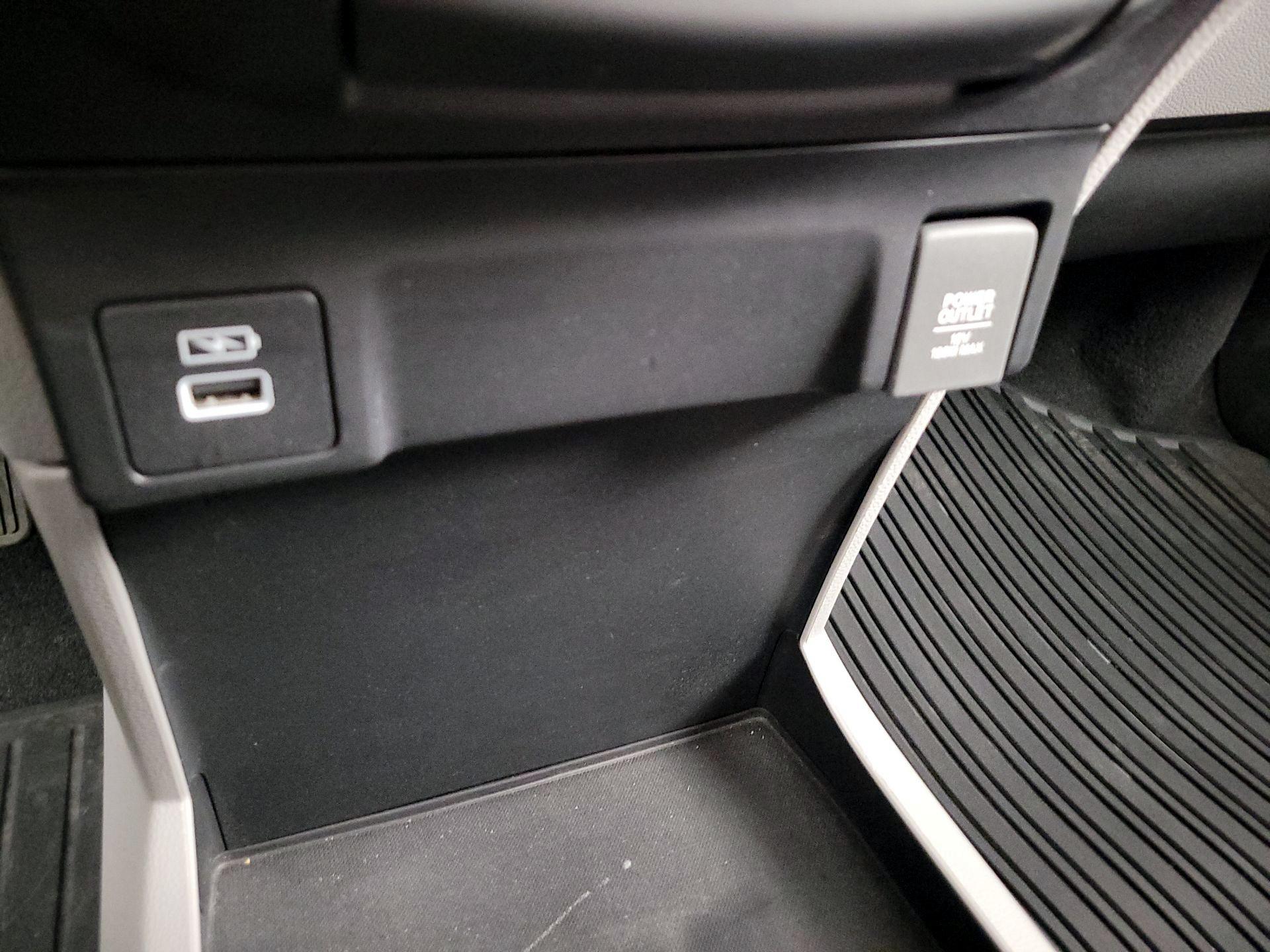 Thumbnail: 2021 Honda Odyssey - 18