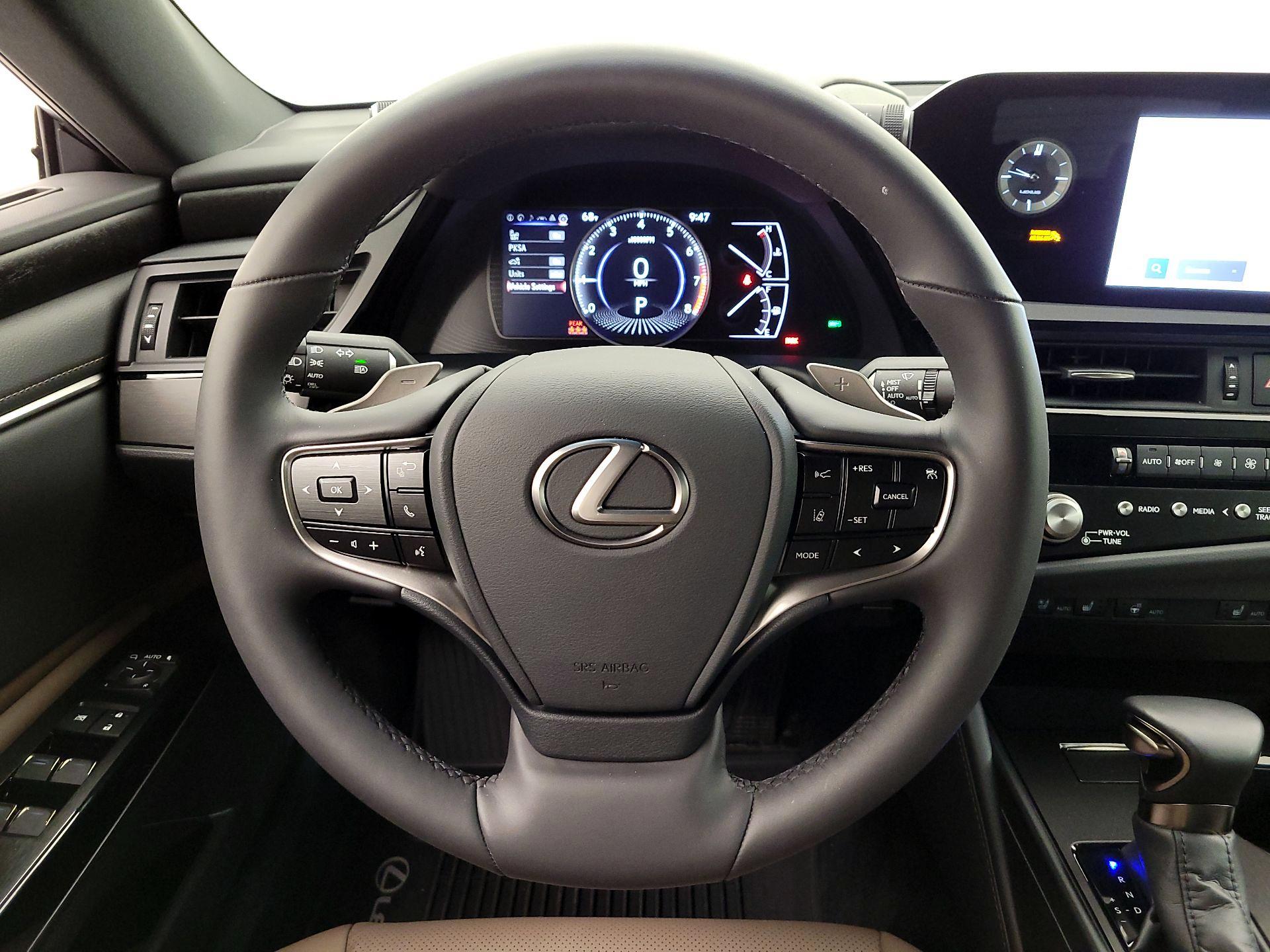 Thumbnail: 2024 Lexus ES - 10