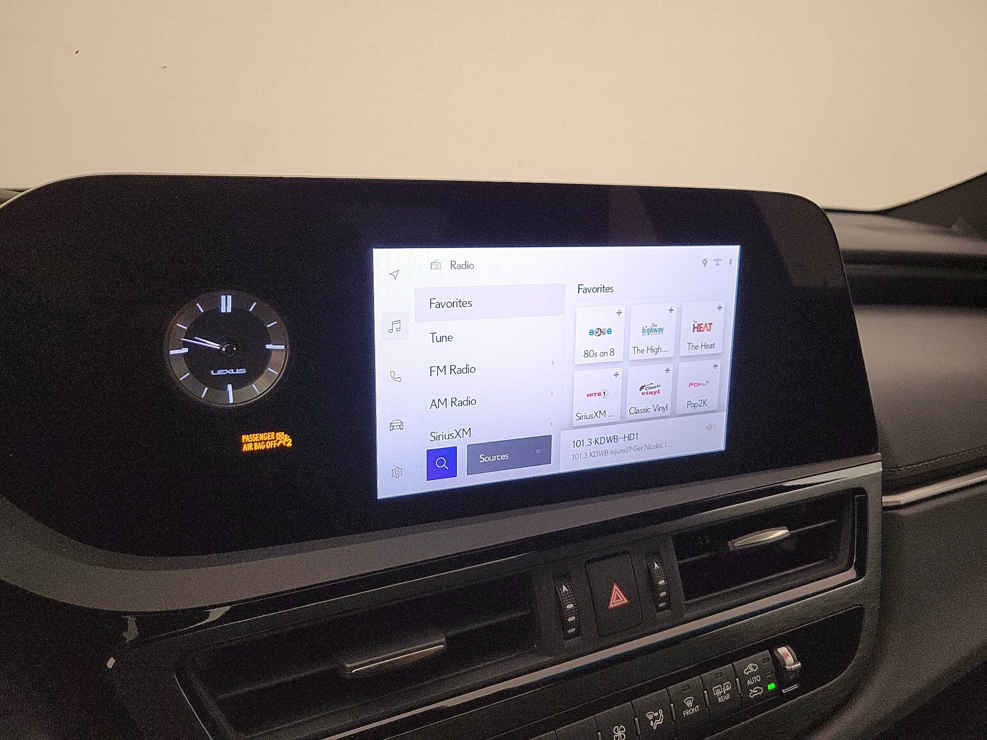 Thumbnail: 2024 Lexus ES - 16