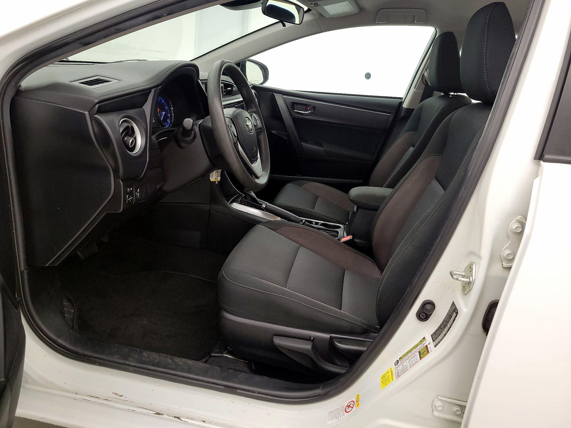 Thumbnail: 2018 Toyota Corolla - 11