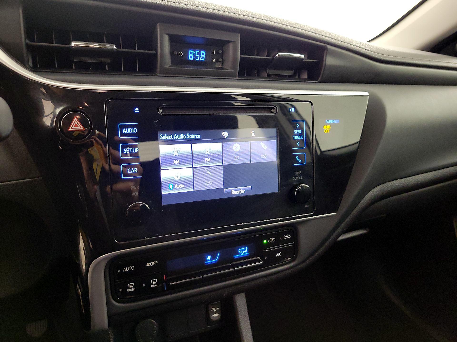 Thumbnail: 2018 Toyota Corolla - 15