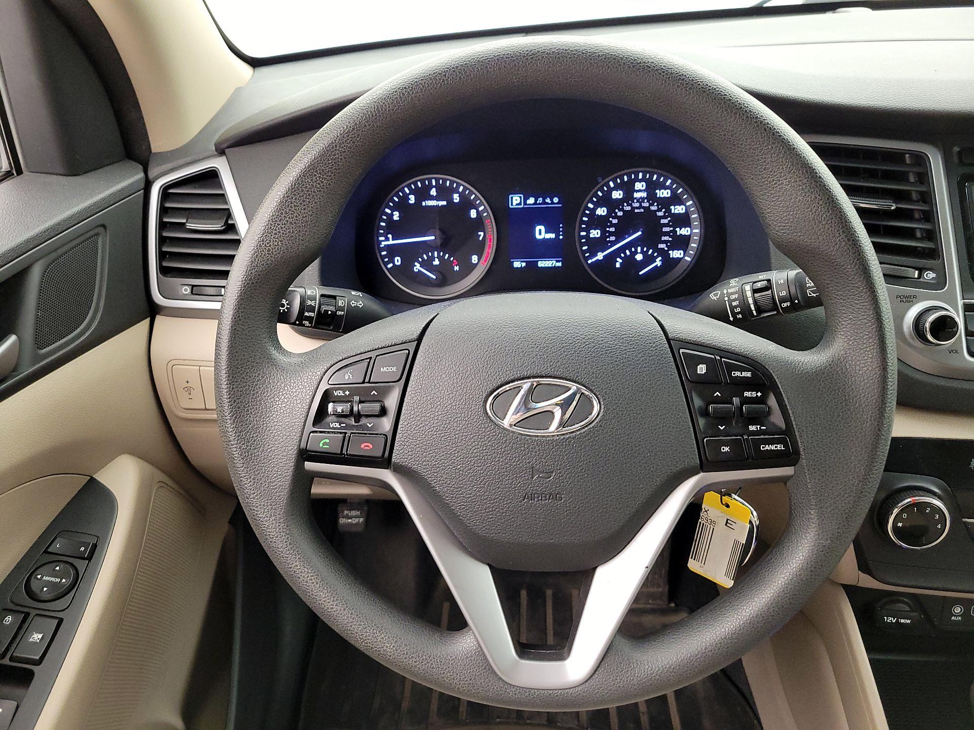 Thumbnail: 2017 Hyundai Tucson - 10