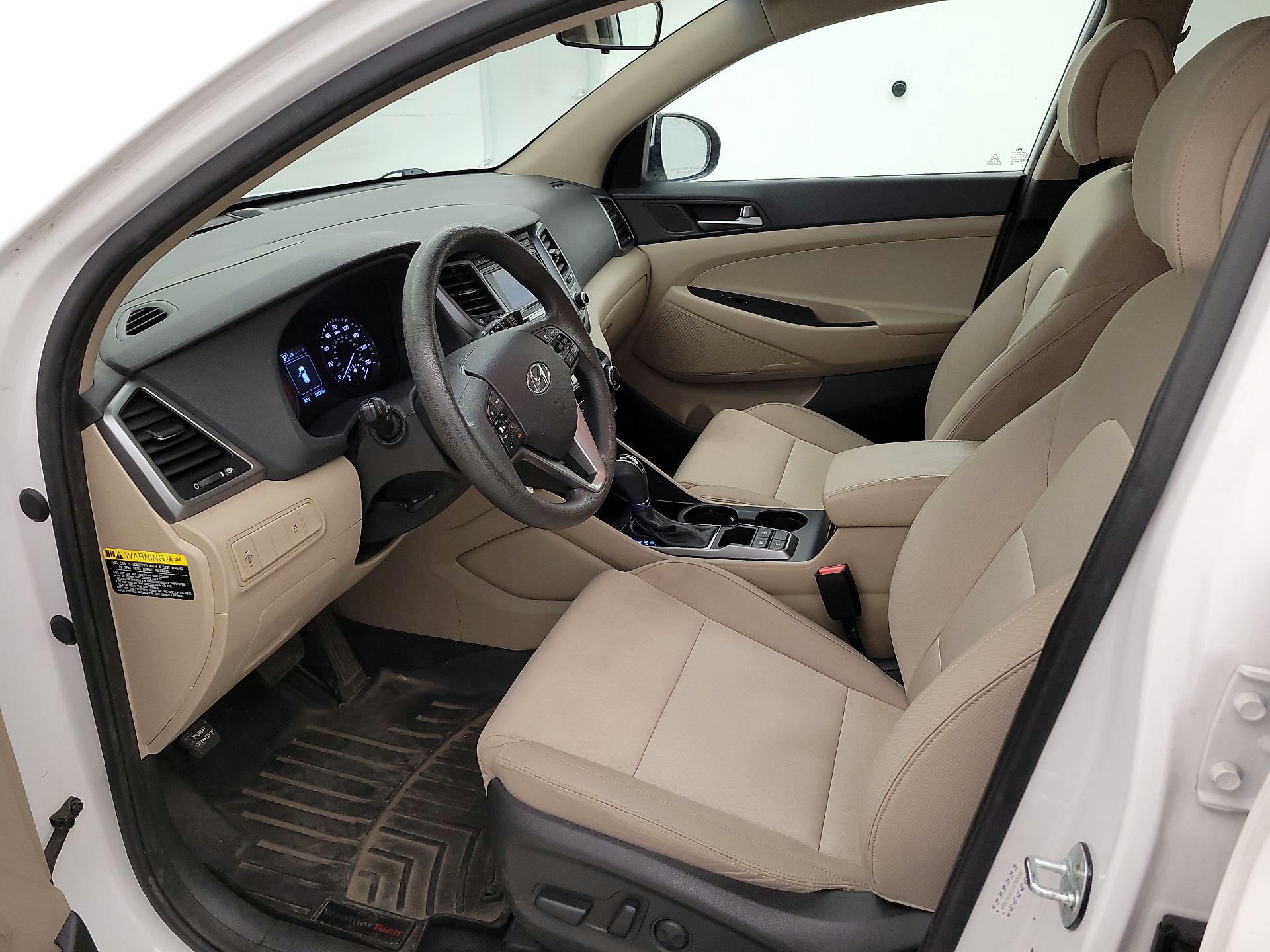 Thumbnail: 2017 Hyundai Tucson - 11