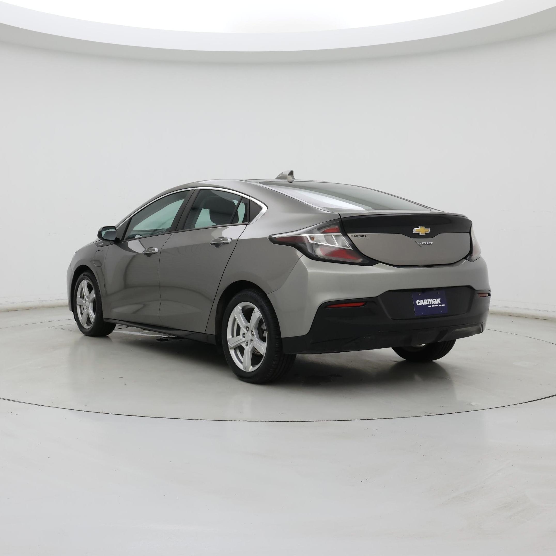 Thumbnail: 2017 Chevrolet Volt - 2