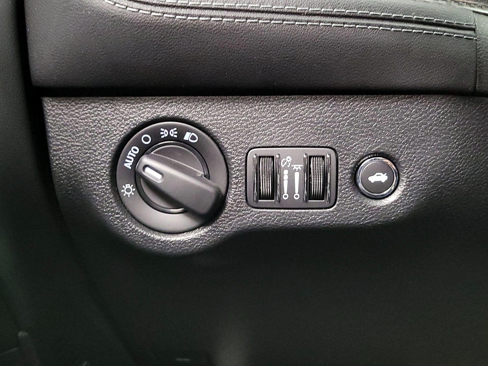 Thumbnail: 2020 Dodge Challenger - 13