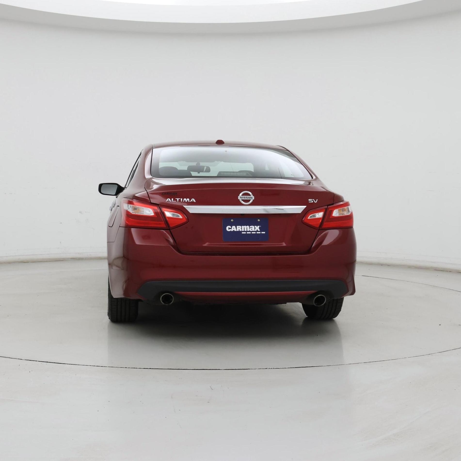Thumbnail: 2017 Nissan Altima - 6
