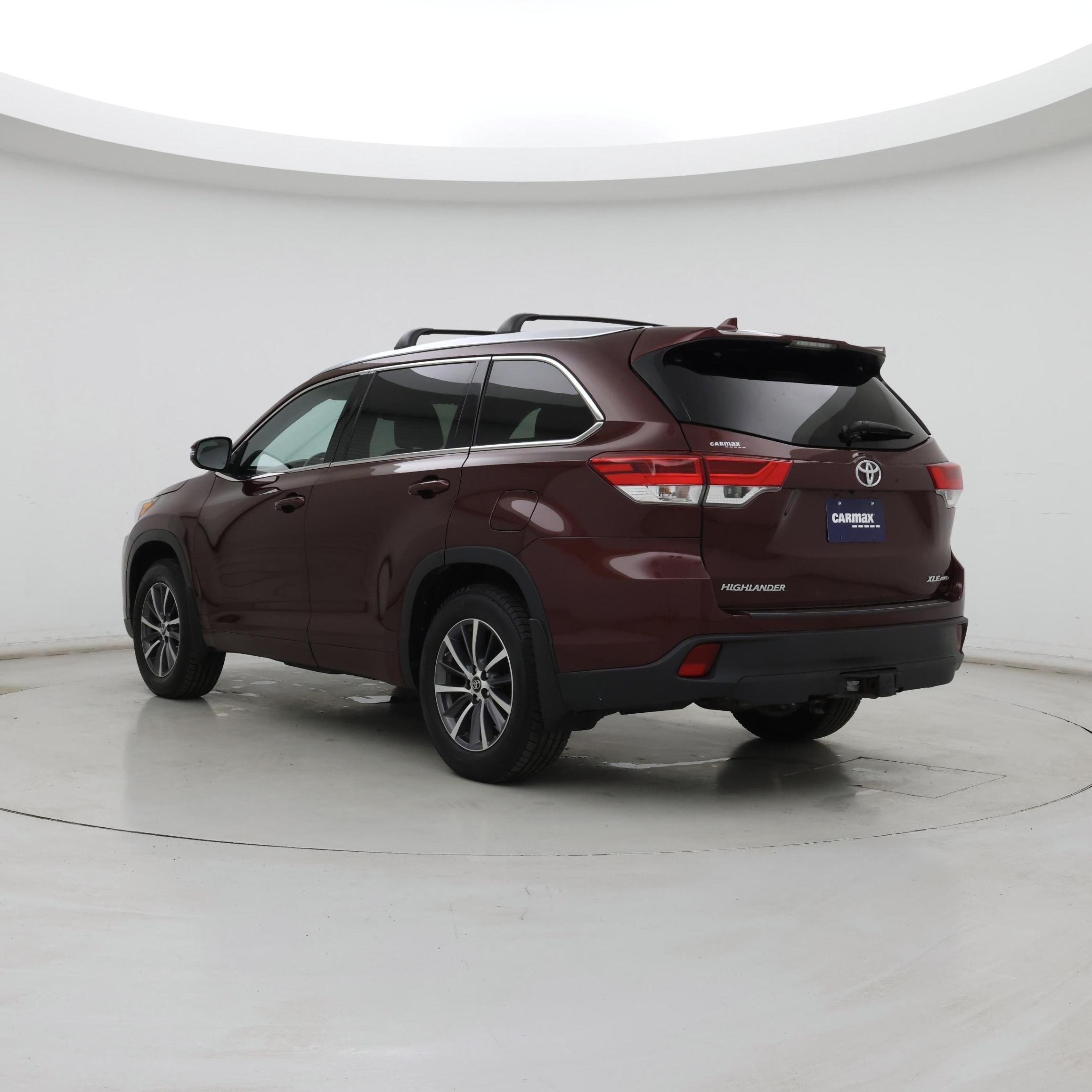Thumbnail: 2017 Toyota Highlander - 2