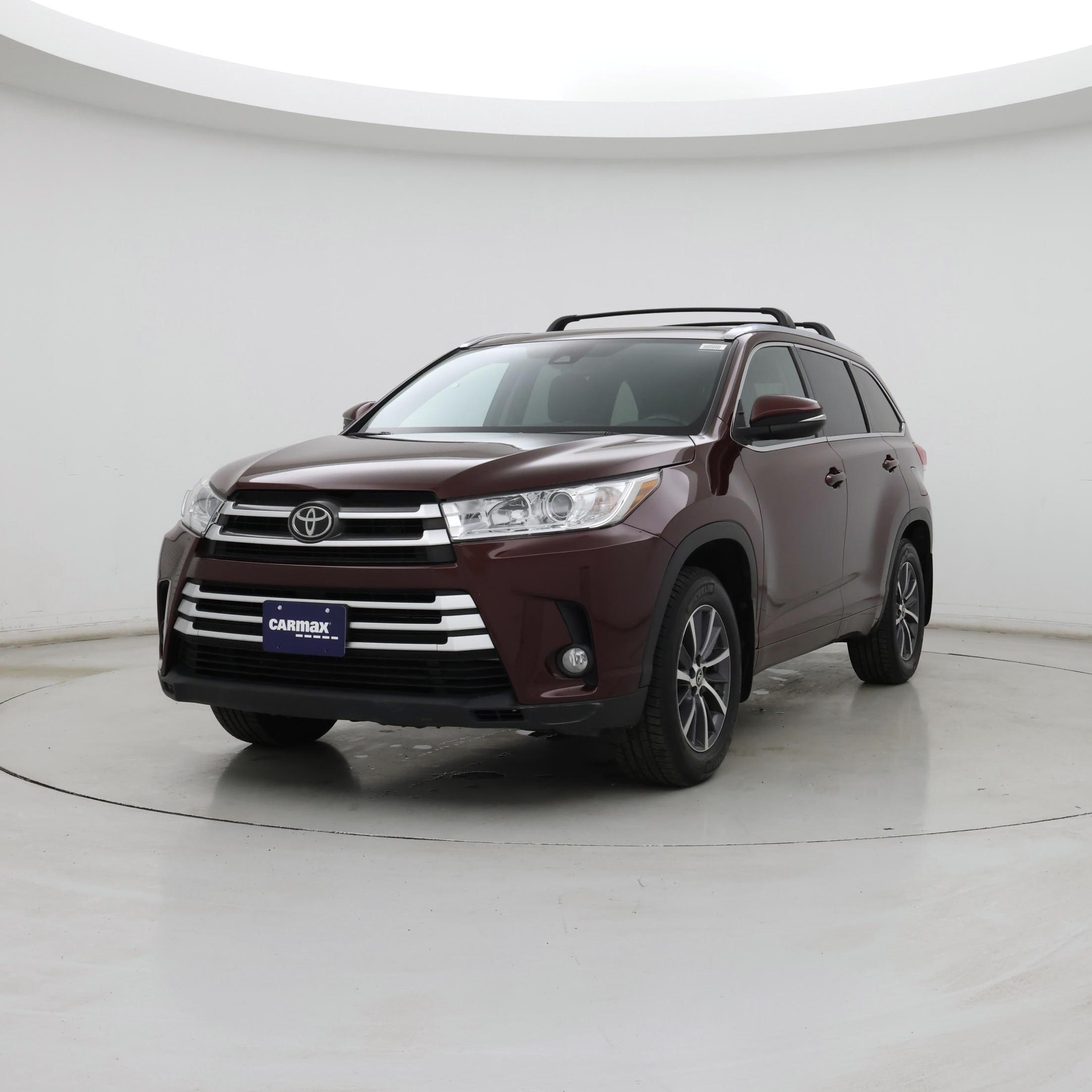 Thumbnail: 2017 Toyota Highlander - 4