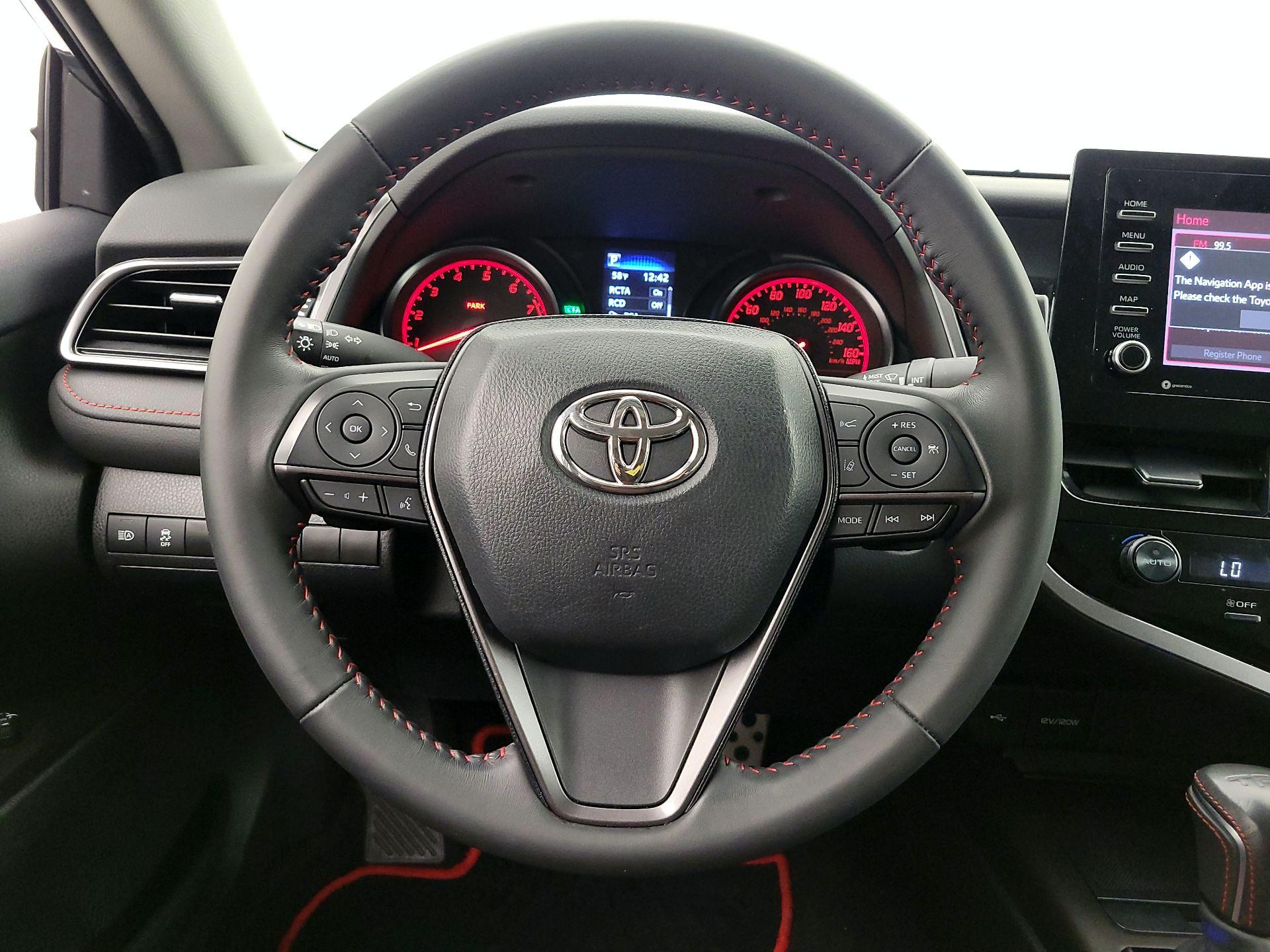 Thumbnail: 2023 Toyota Camry - 10