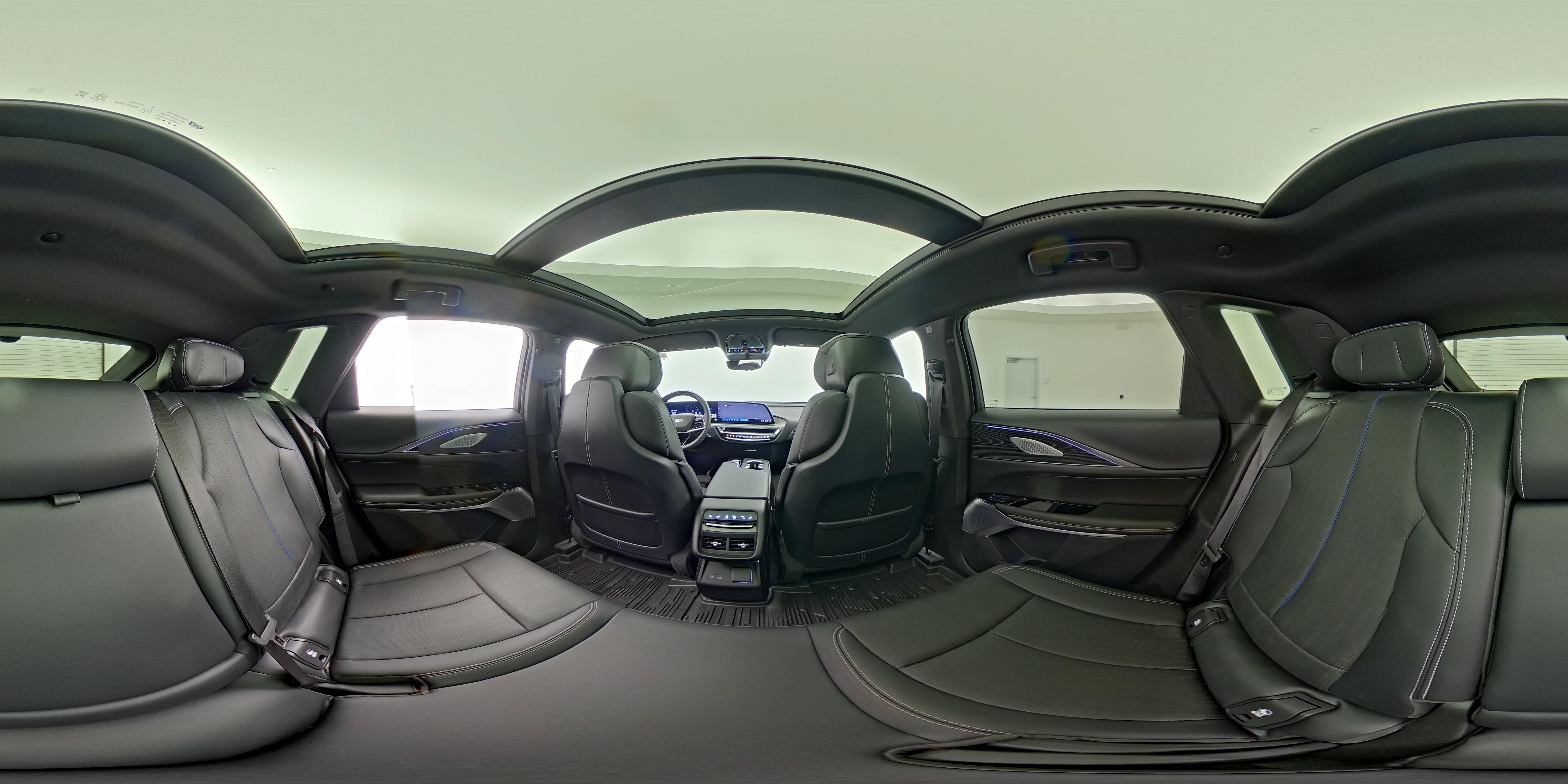 2024 Cadillac LYRIQ Luxury 3 - Photo 28