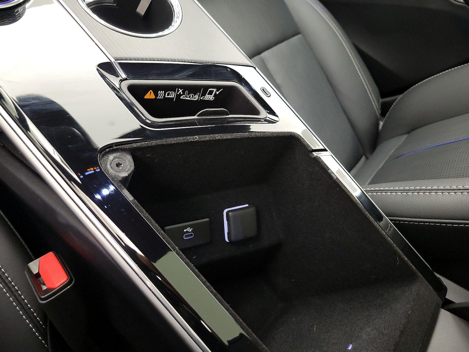 2024 Cadillac LYRIQ Luxury 3 - Photo 20