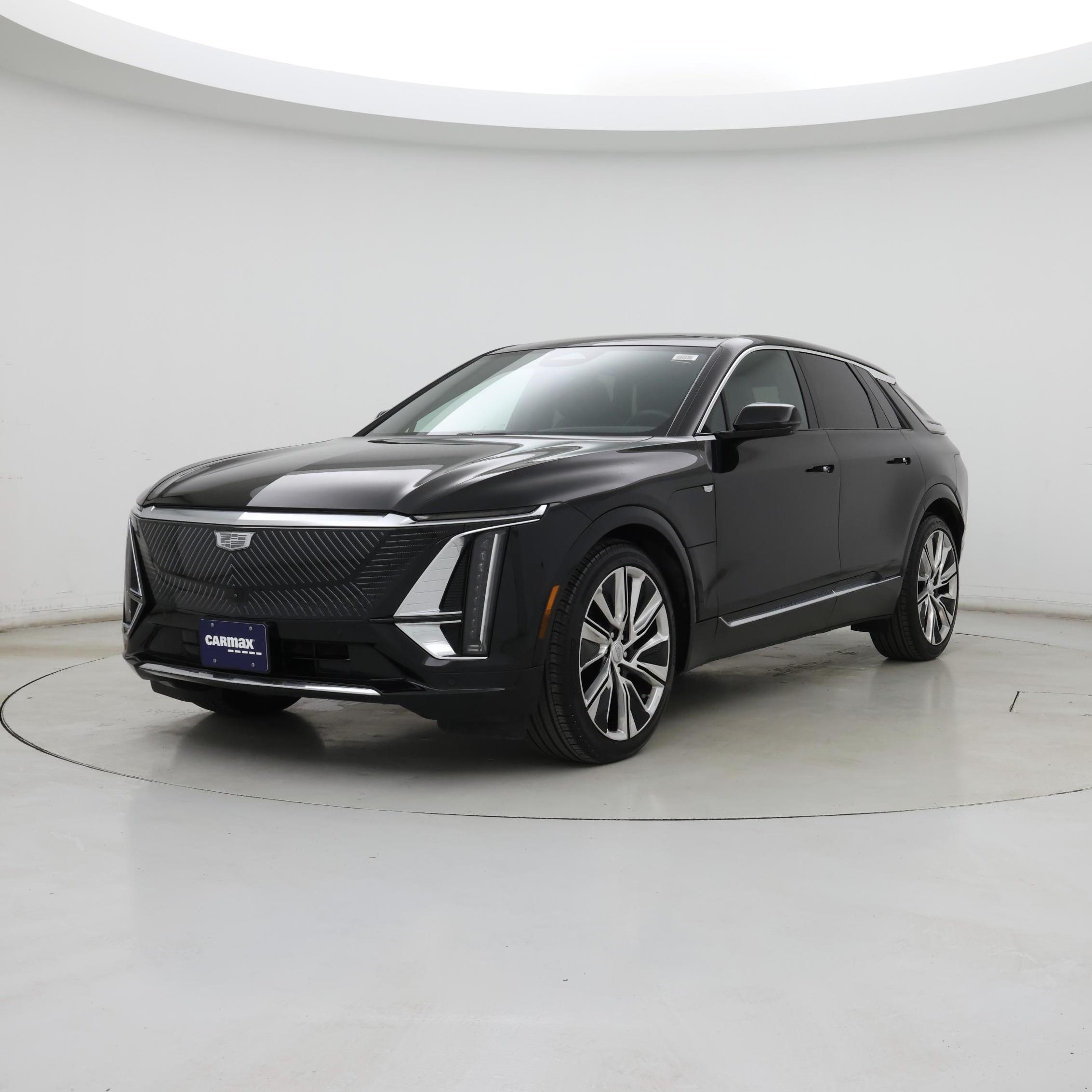 Thumbnail: 2024 Cadillac Lyriq - 4