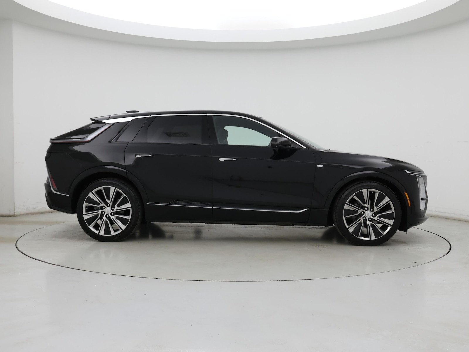 2024 Cadillac LYRIQ Luxury 3 - Photo 8