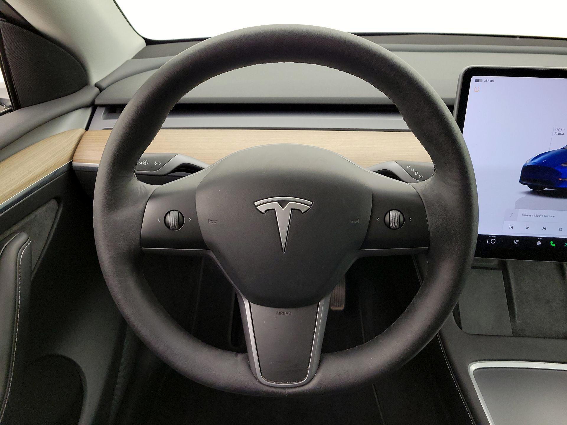 Thumbnail: 2023 Tesla Model Y - 10