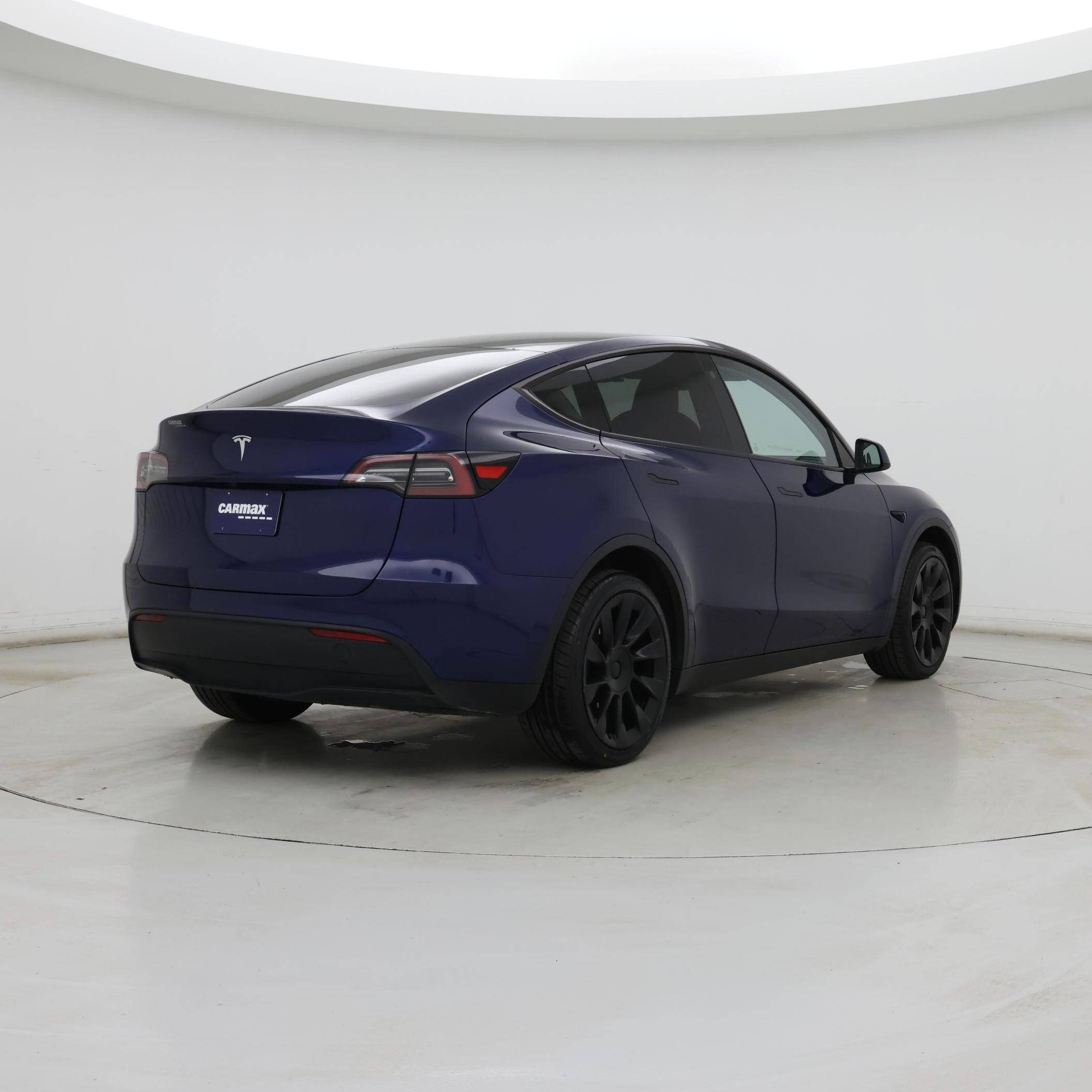 Thumbnail: 2023 Tesla Model Y - 8