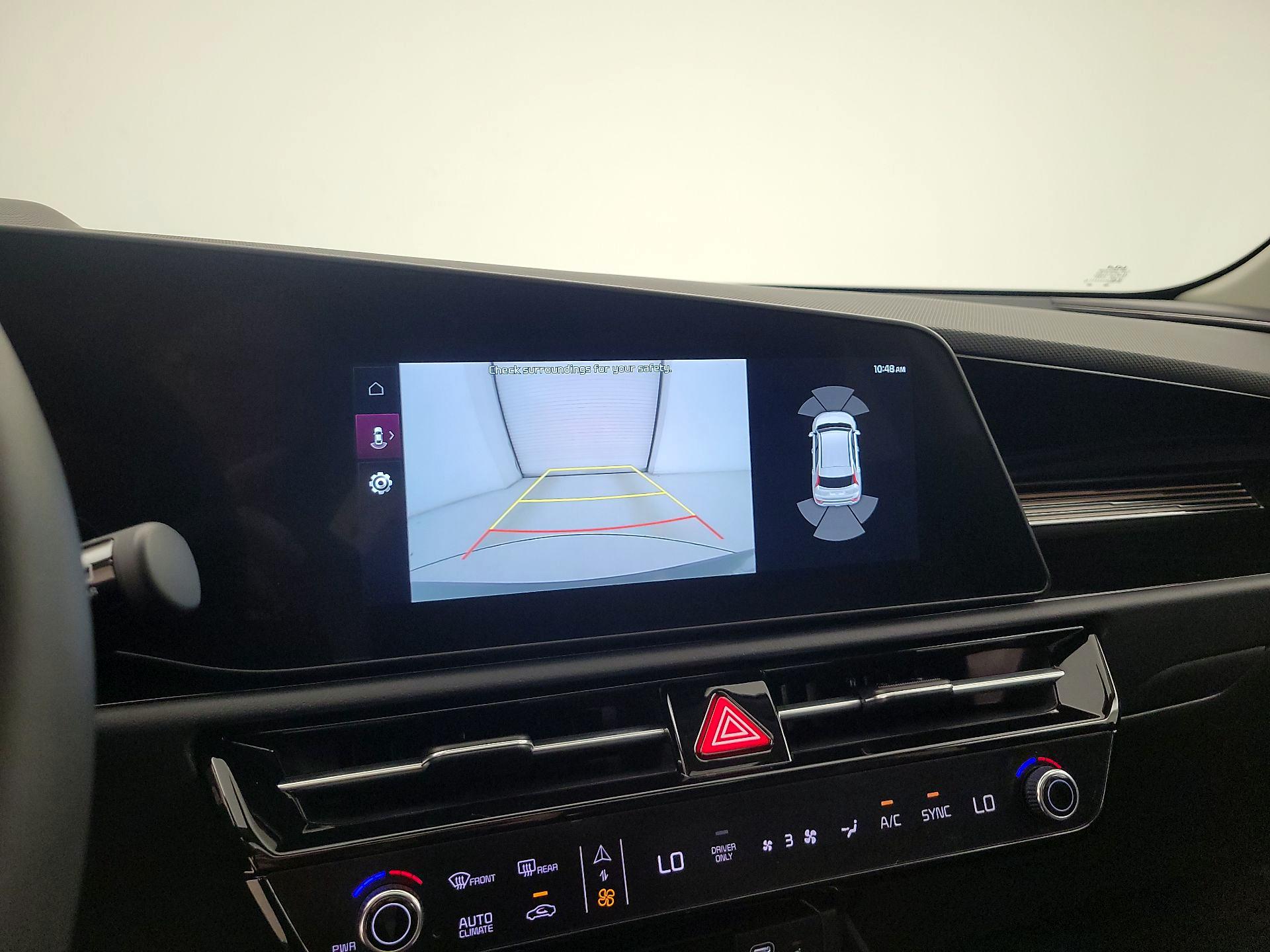 Thumbnail: 2025 Kia Niro - 15