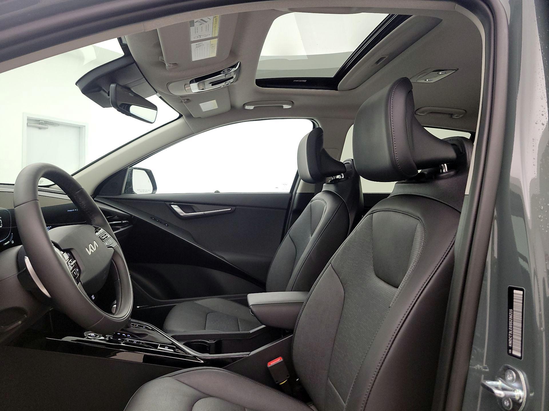 Thumbnail: 2025 Kia Niro - 20