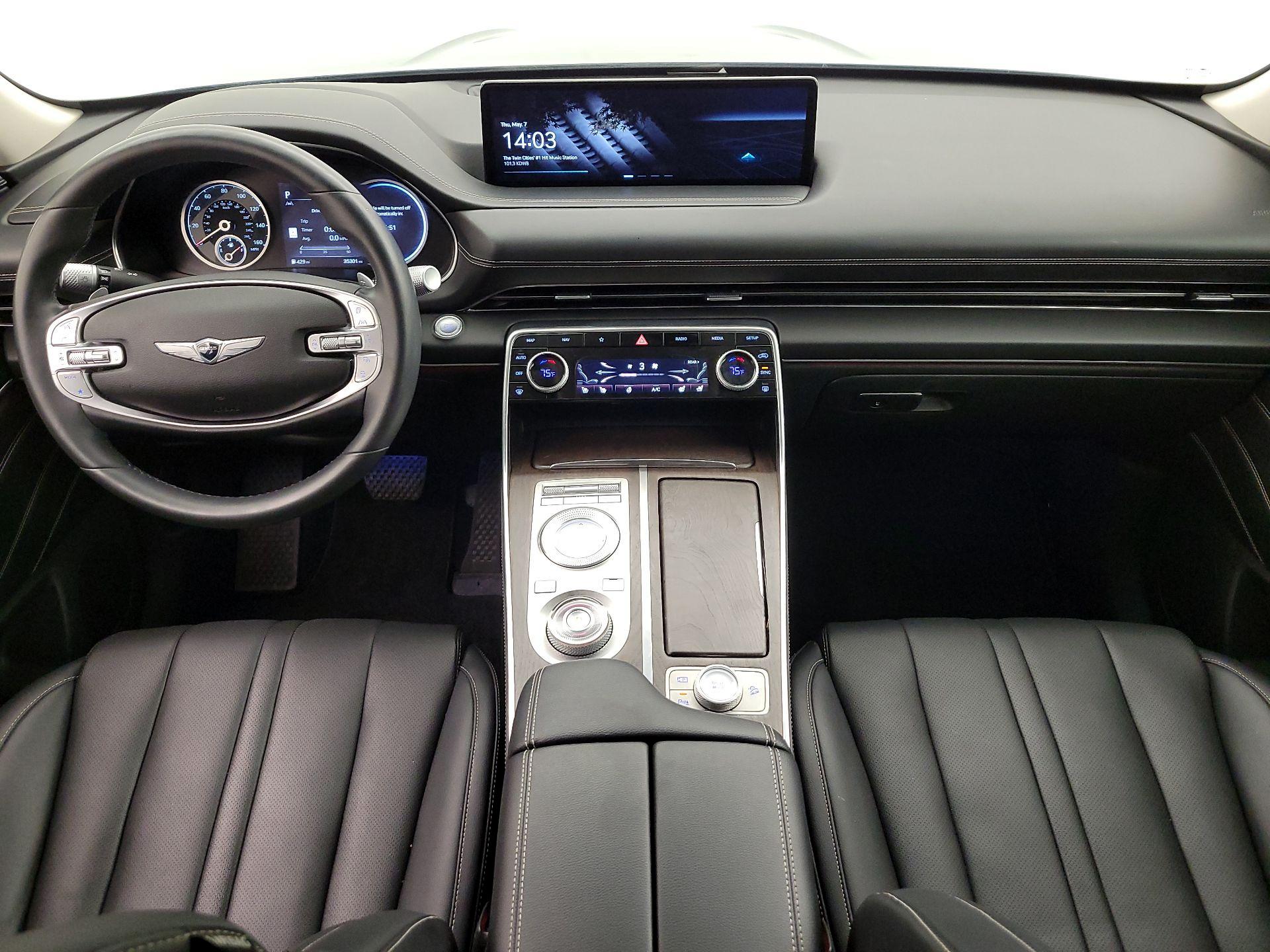 Thumbnail: 2022 Genesis GV80 - 9