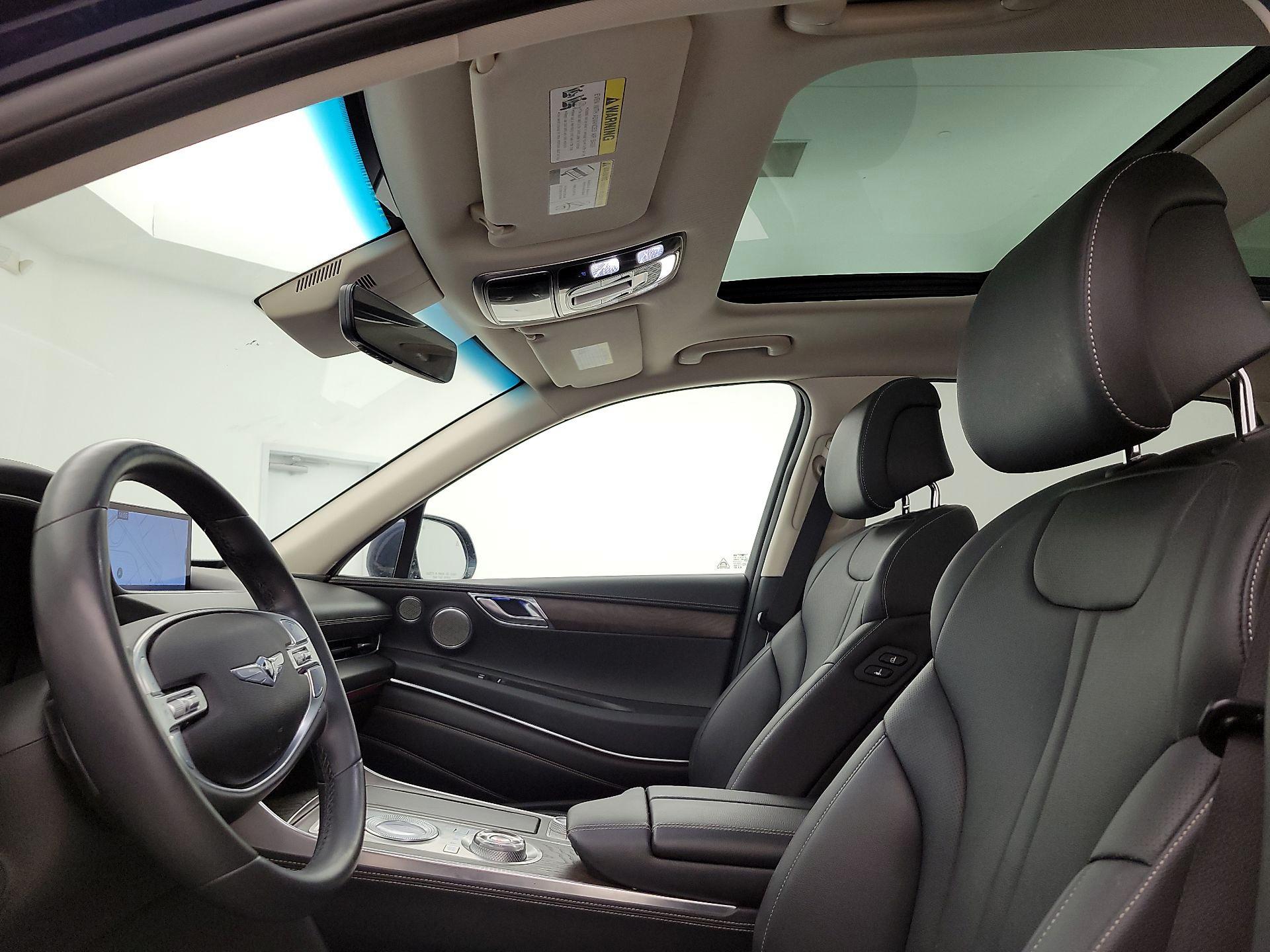 Thumbnail: 2022 Genesis GV80 - 20