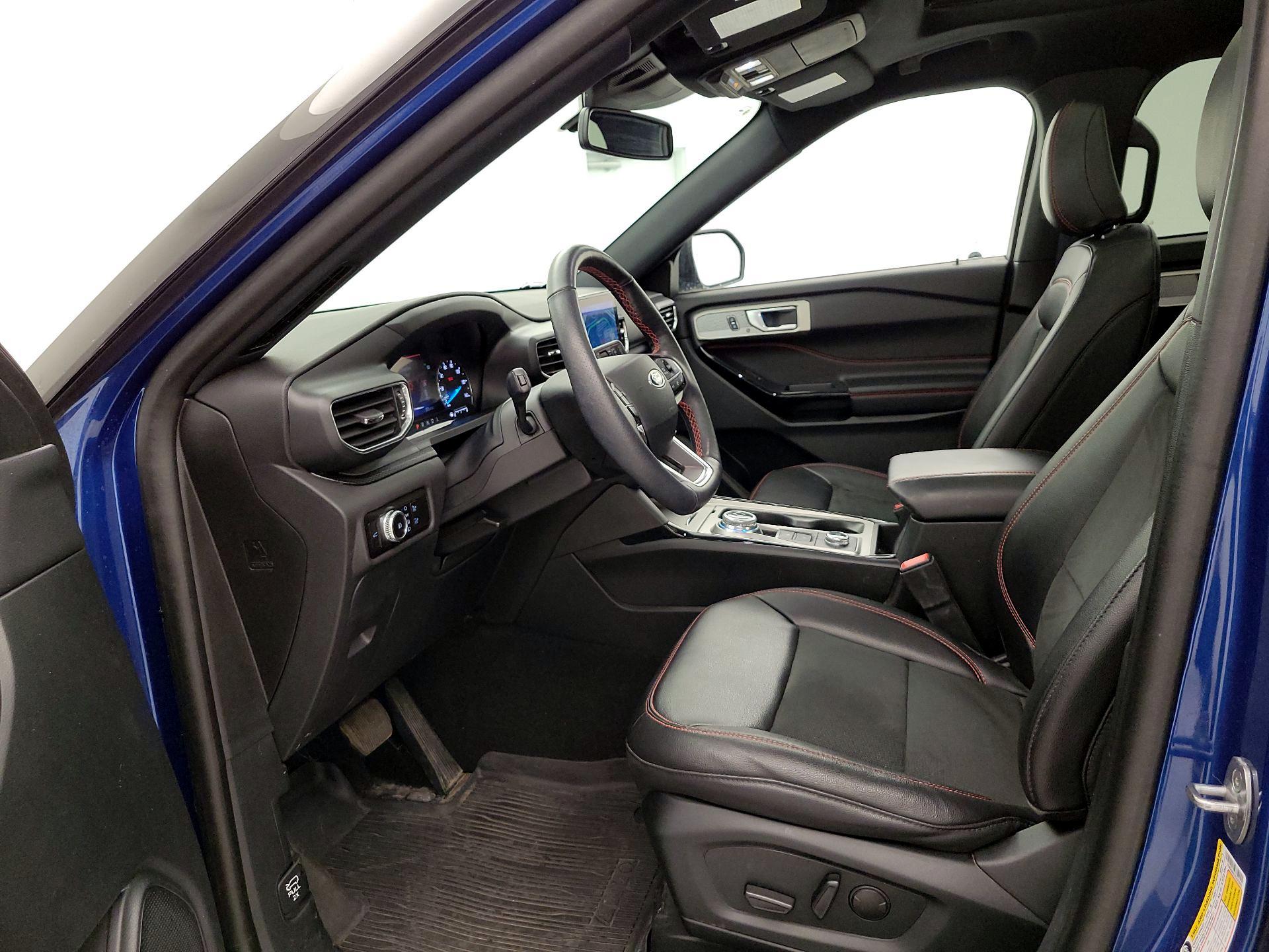 Thumbnail: 2023 Ford Explorer - 11