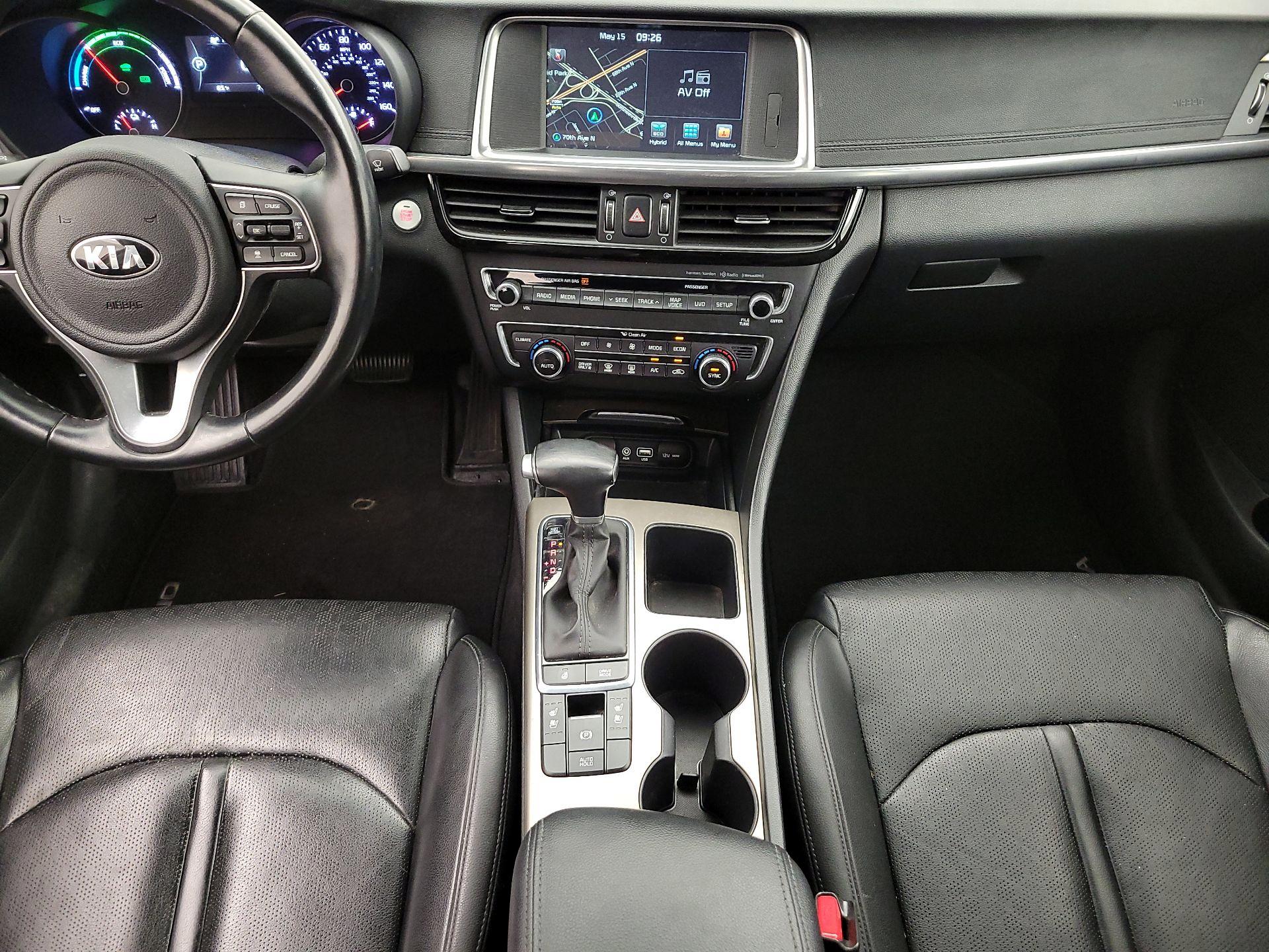 Thumbnail: 2017 Kia Optima - 18