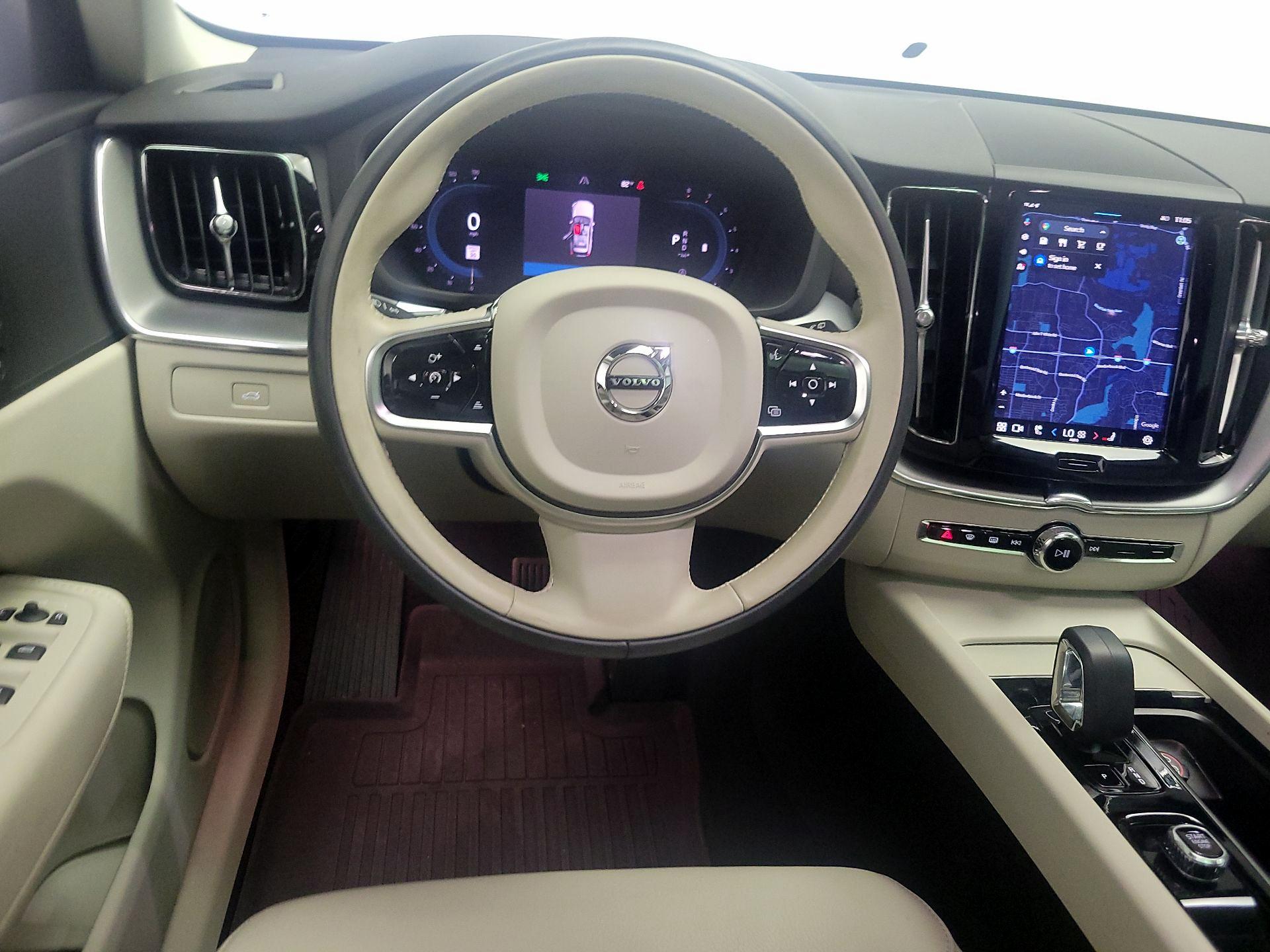 Thumbnail: 2024 Volvo XC60 - 10