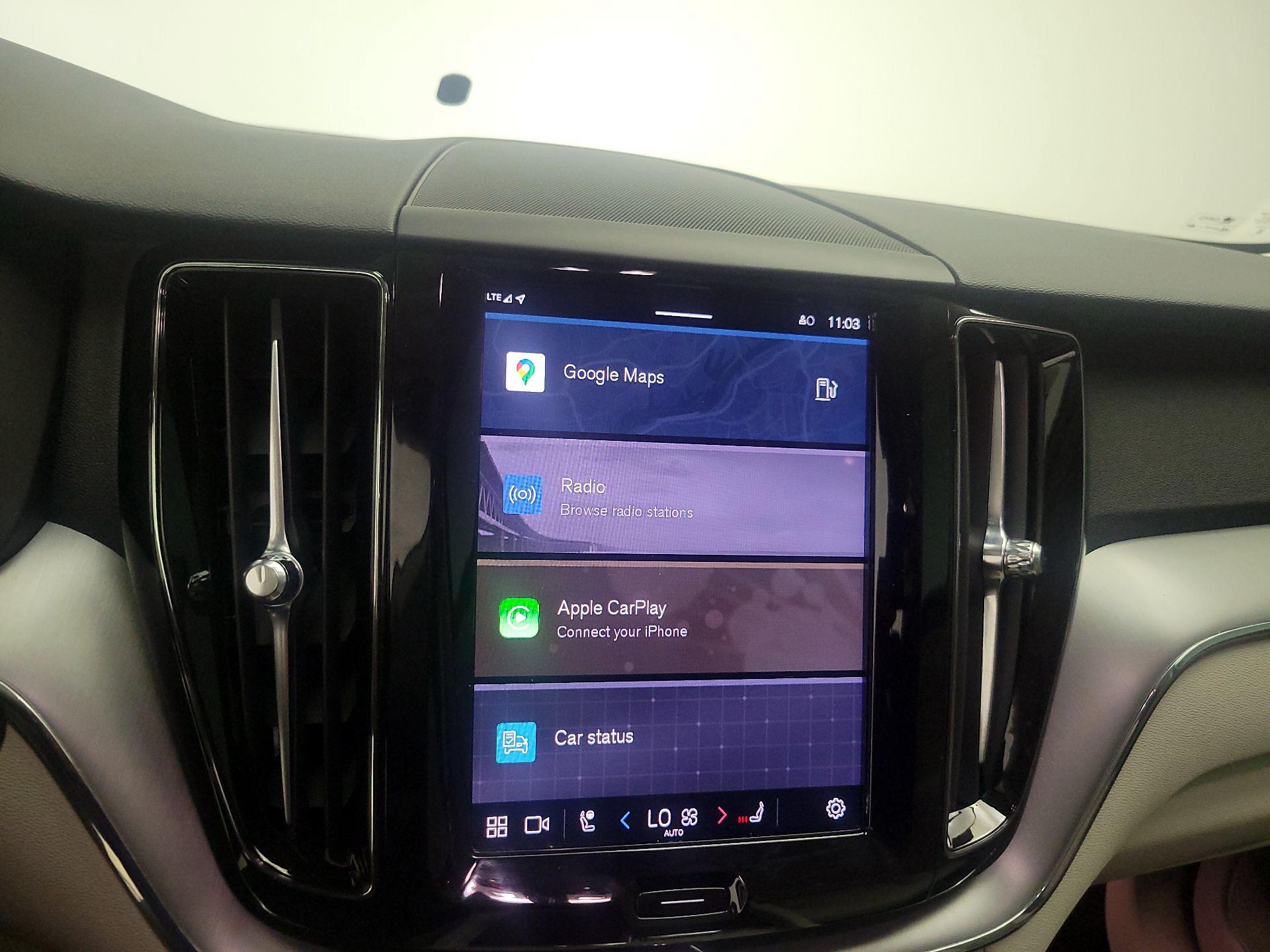 Thumbnail: 2024 Volvo XC60 - 16