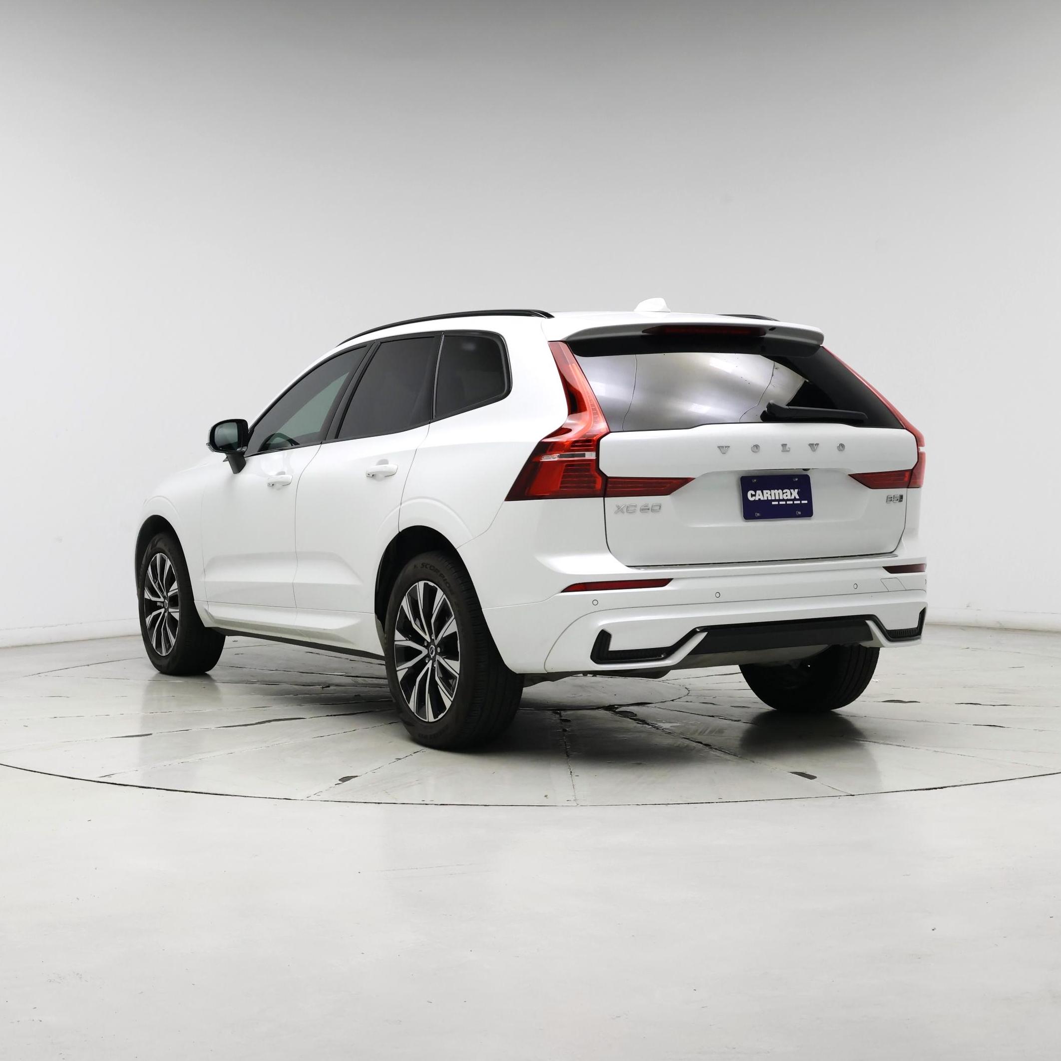 Thumbnail: 2024 Volvo XC60 - 2