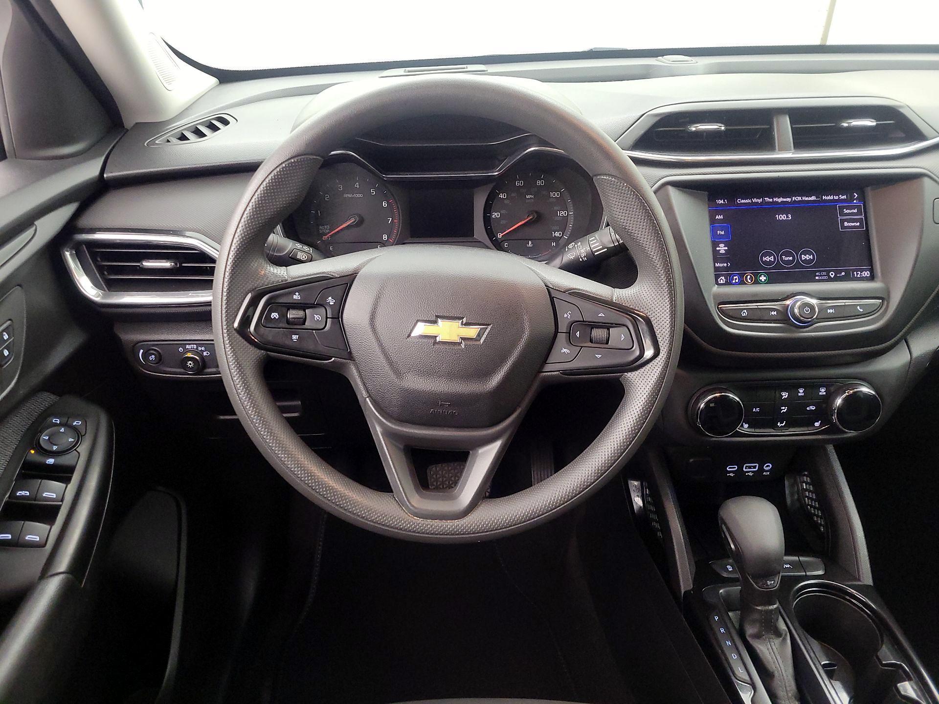 Thumbnail: 2022 Chevrolet TrailBlazer - 10