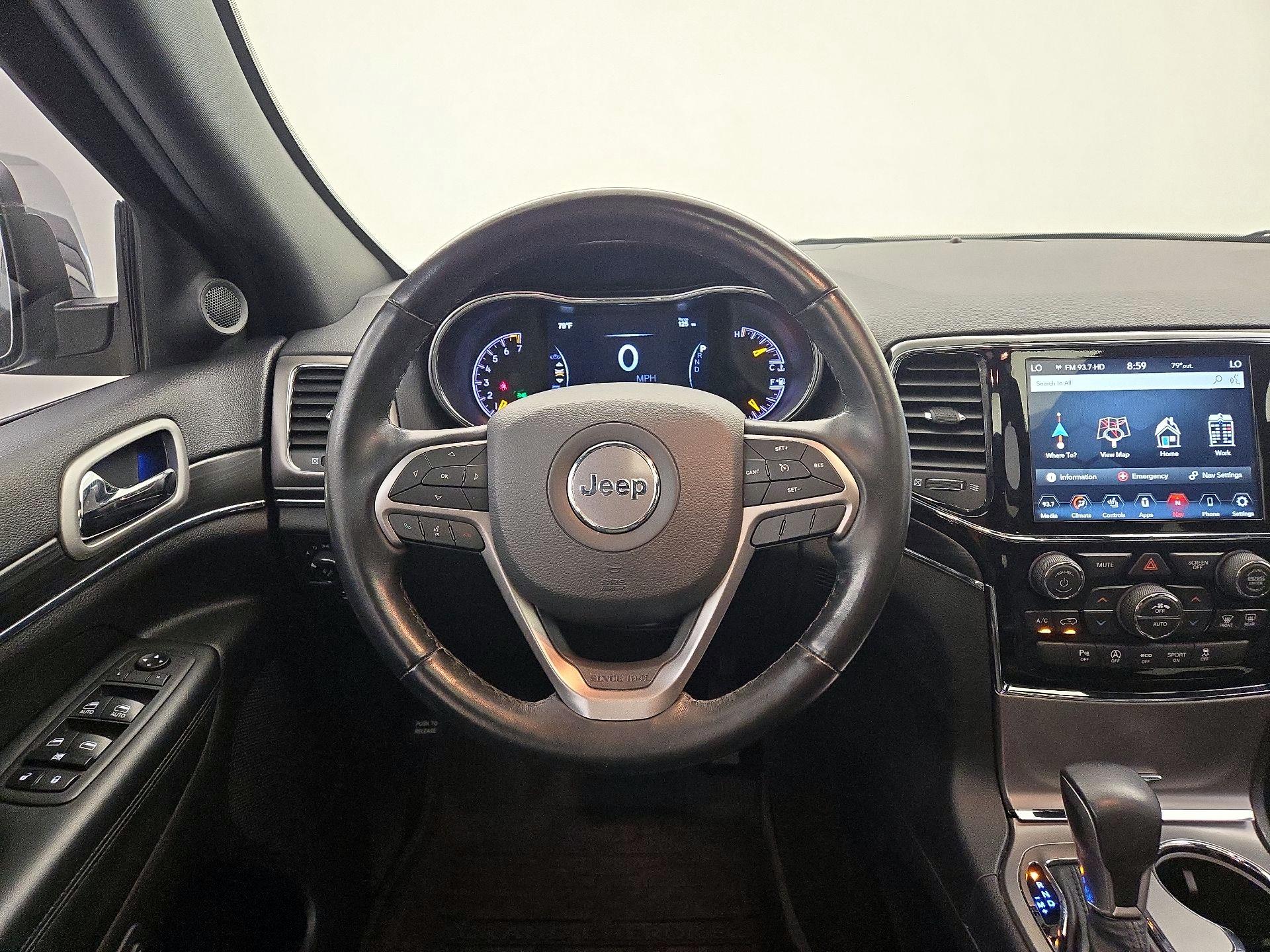 Thumbnail: 2020 Jeep Grand Cherokee - 10