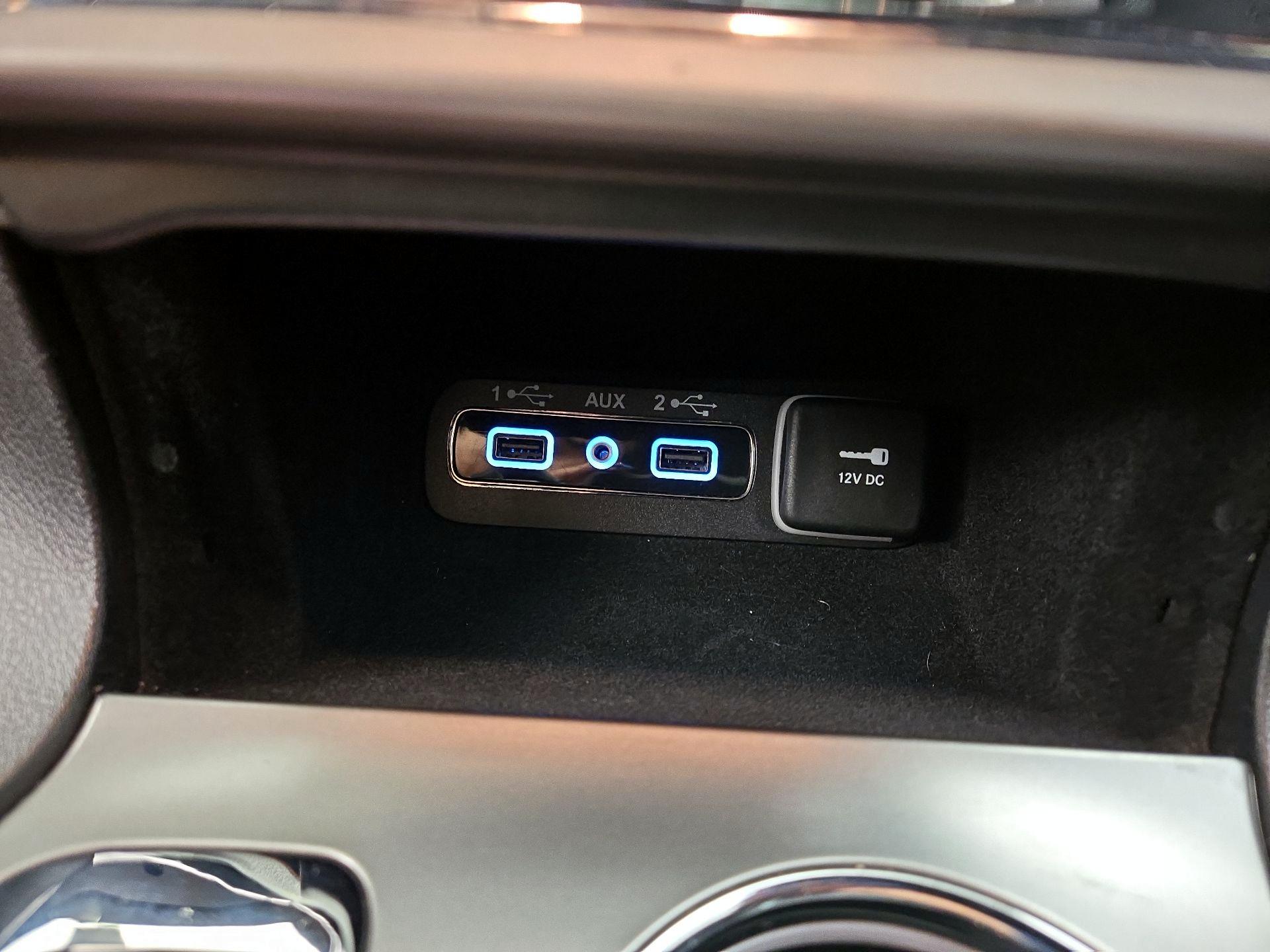 Thumbnail: 2020 Jeep Grand Cherokee - 19