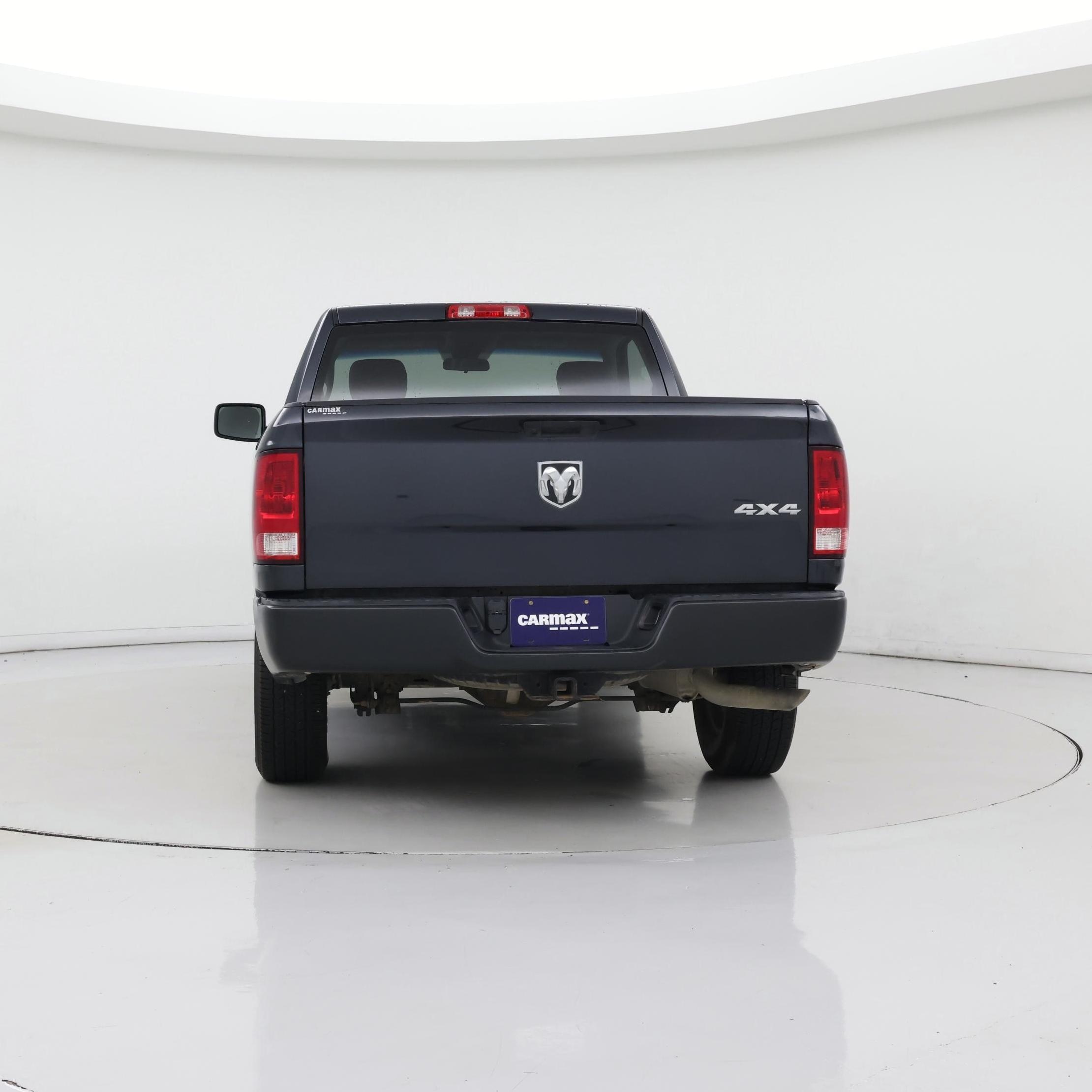 Thumbnail: 2020 RAM 1500 Classic - 6