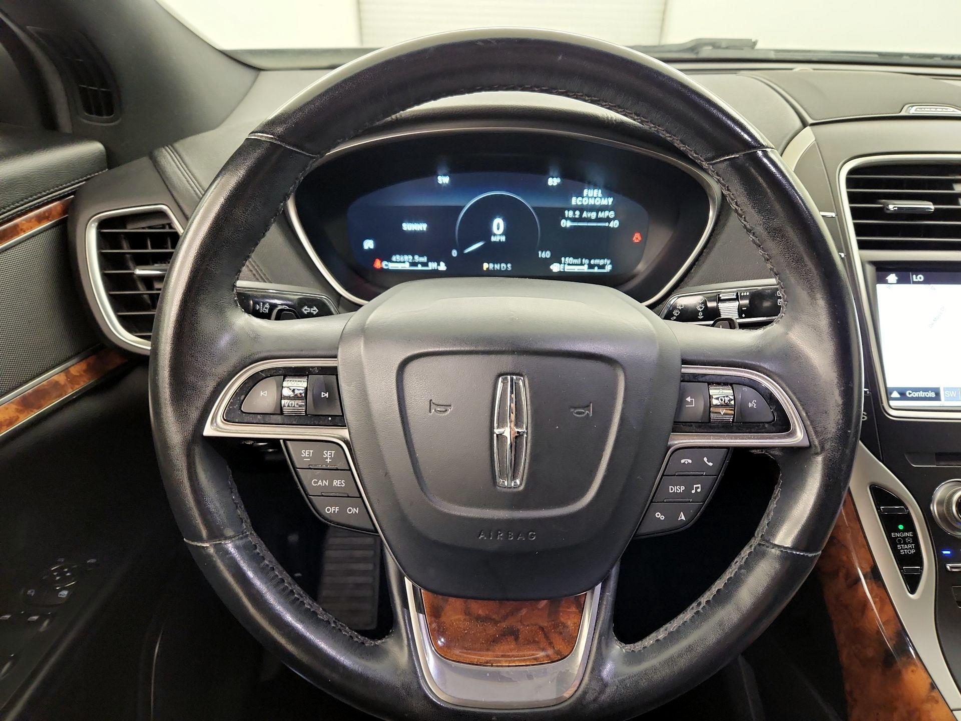 Thumbnail: 2019 Lincoln Nautilus - 10