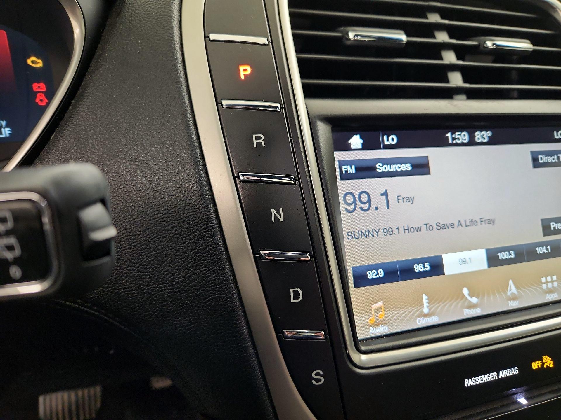 Thumbnail: 2019 Lincoln Nautilus - 18