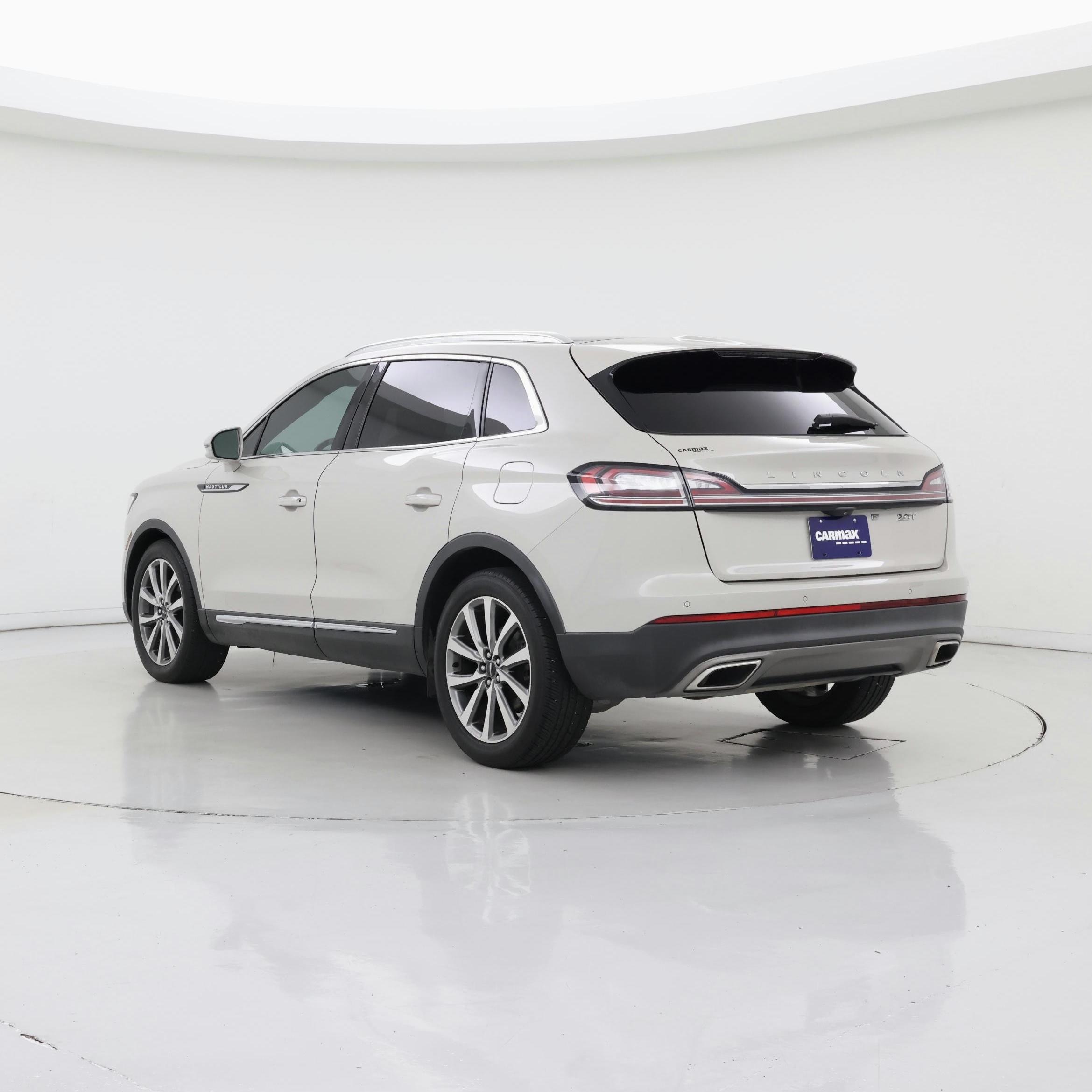 Thumbnail: 2019 Lincoln Nautilus - 2