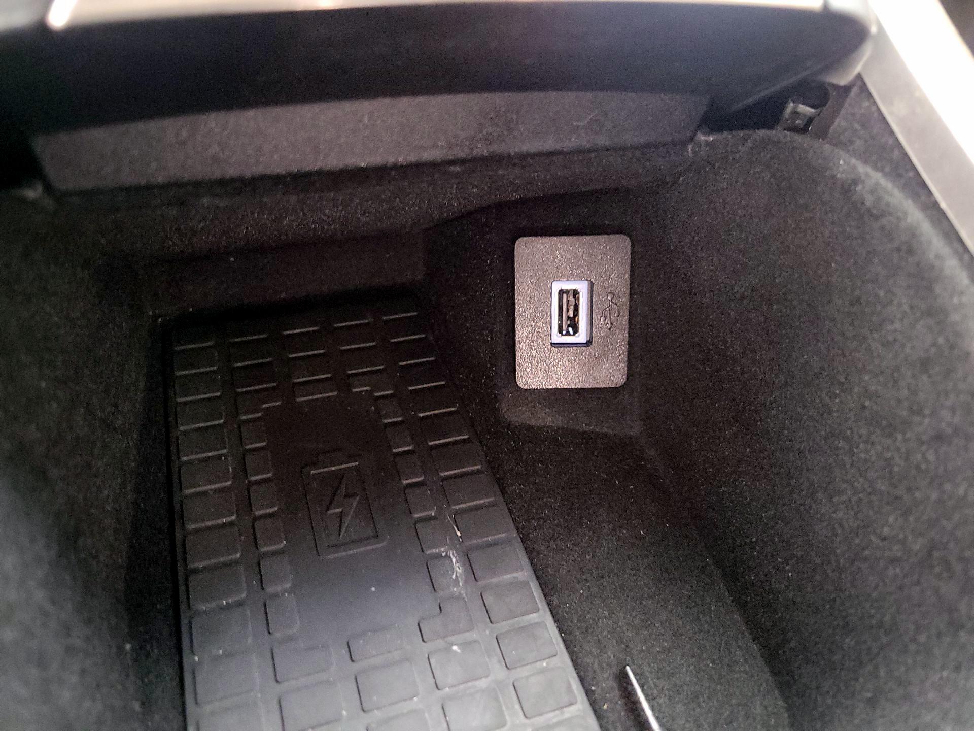 Thumbnail: 2019 Lincoln Nautilus - 19