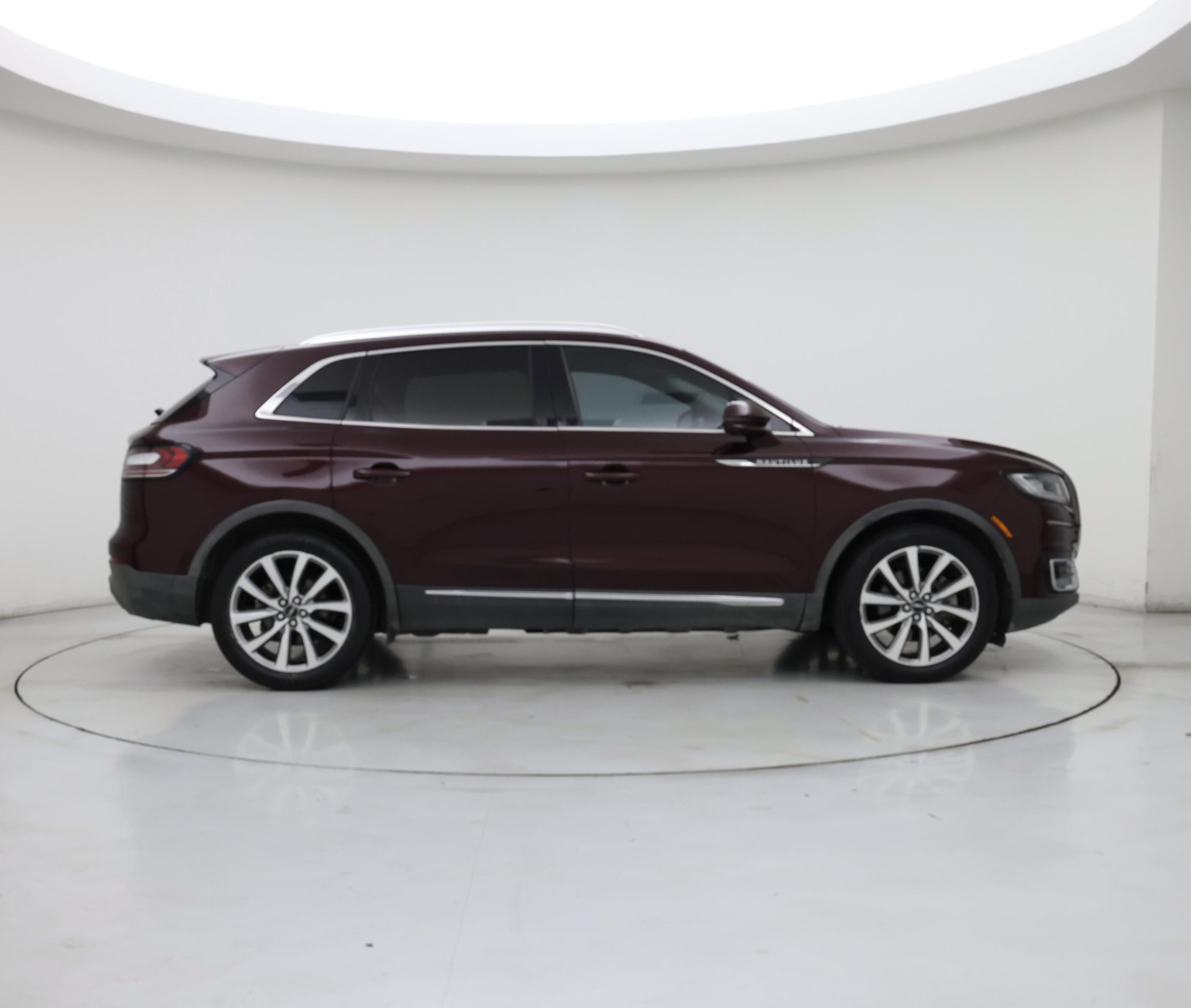 Thumbnail: 2019 Lincoln Nautilus - 7