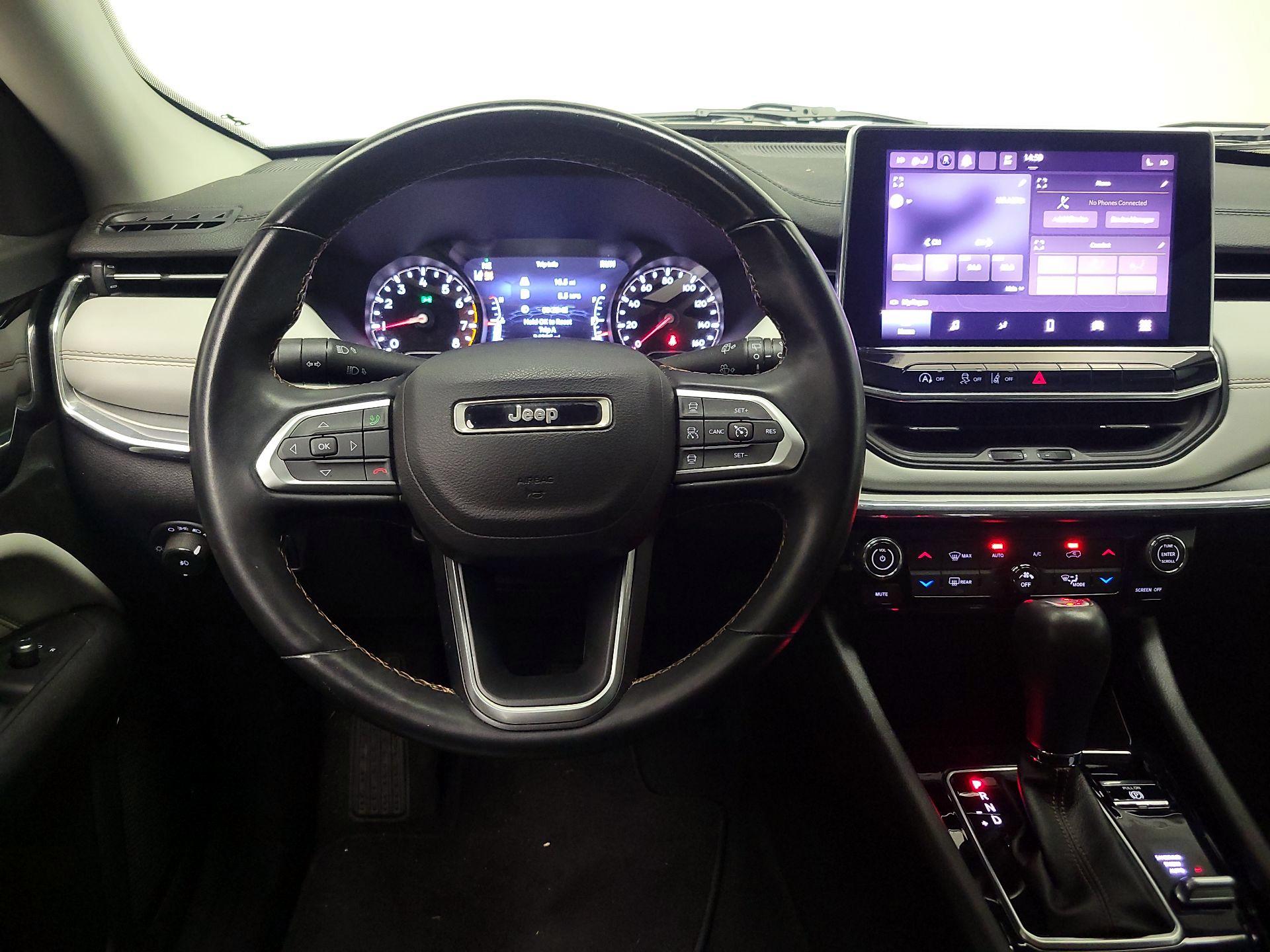 Thumbnail: 2022 Jeep Compass - 10