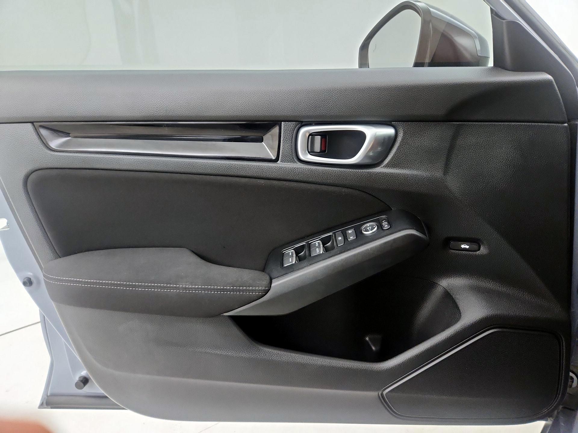 Thumbnail: 2024 Honda Civic - 12