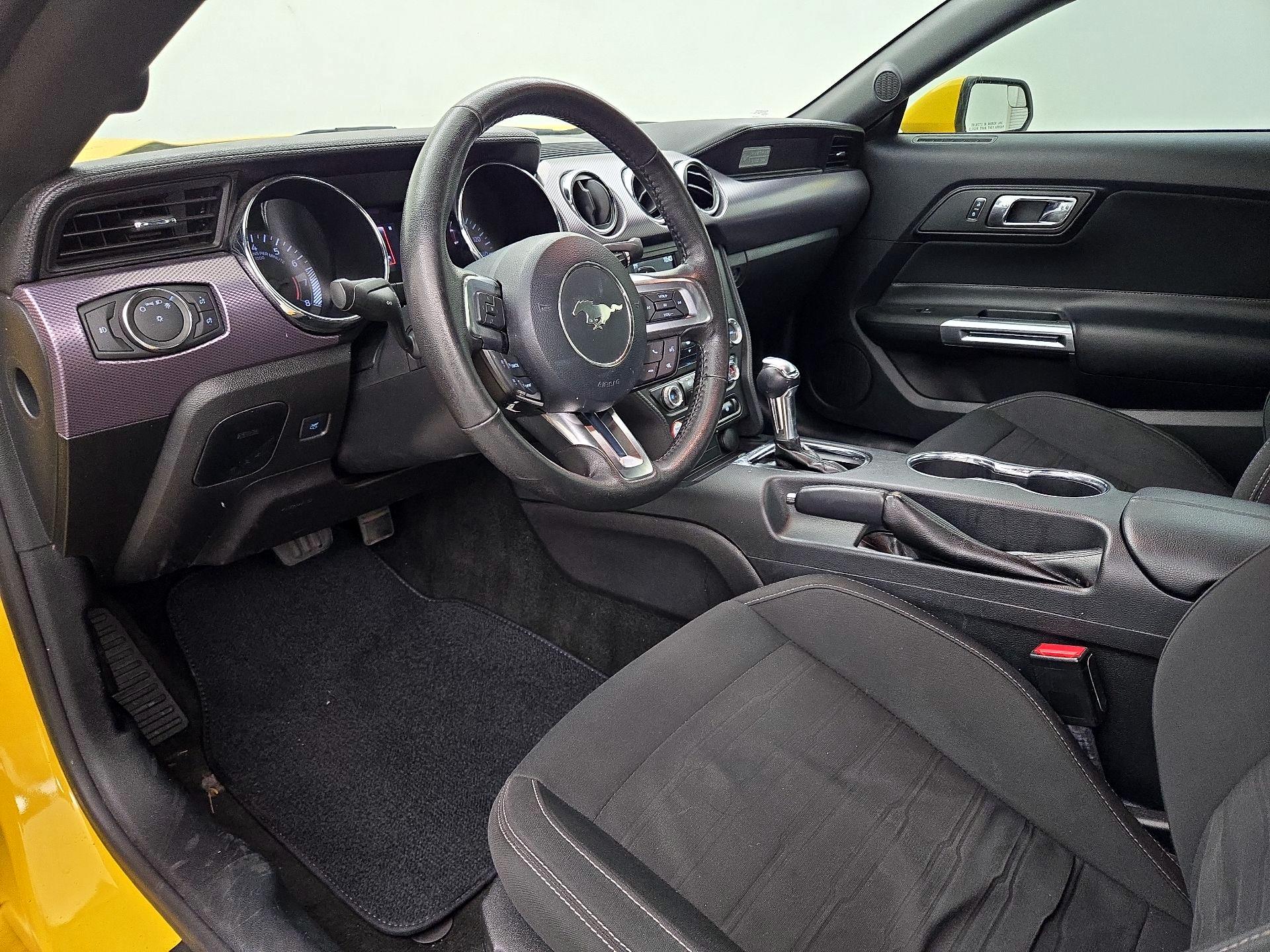 Thumbnail: 2016 Ford Mustang - 9